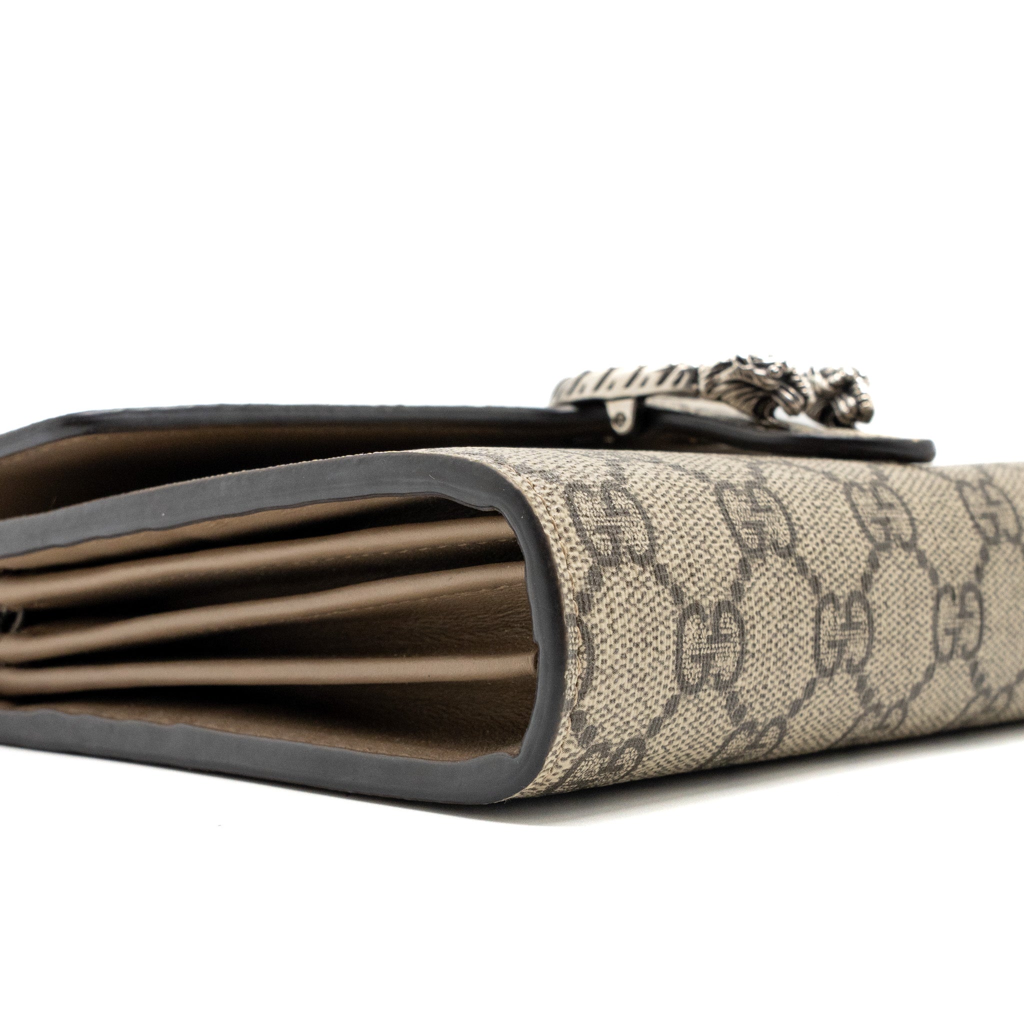 gucci-dionysus-wallet-on-chain-gg-supreme-canvas-leather-beige-shw-copy