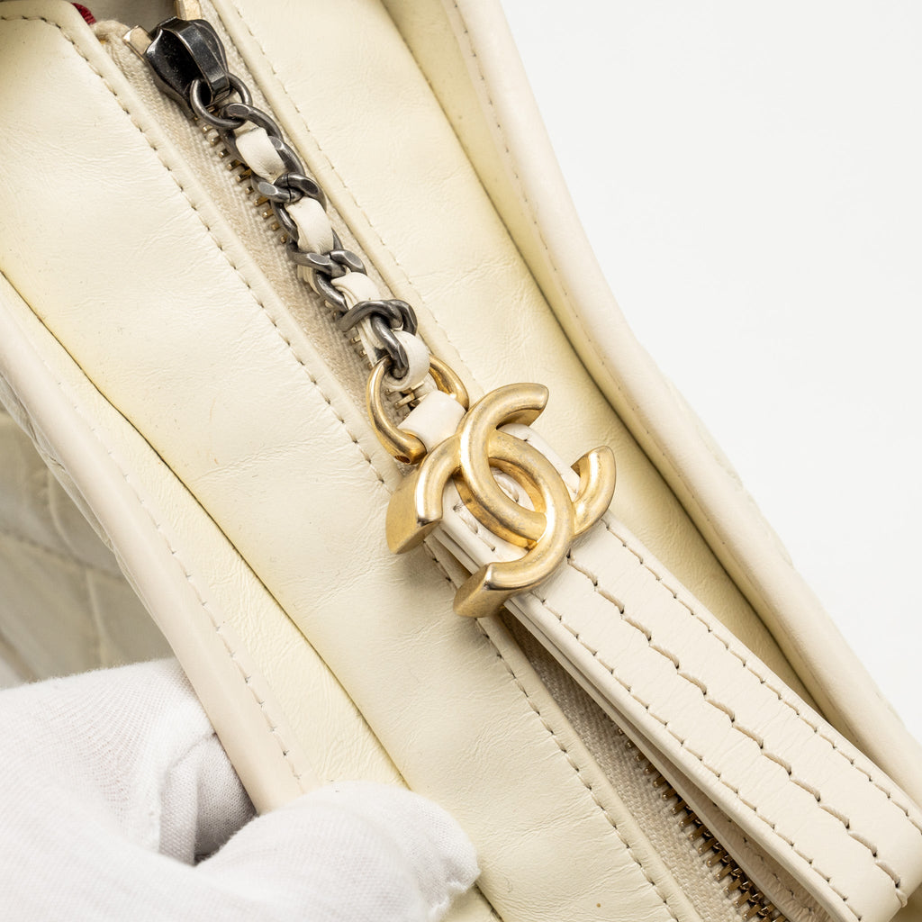 chanel-large-gabrielle-hobo-bag-aged-calfskin-white-multicolour-hardware