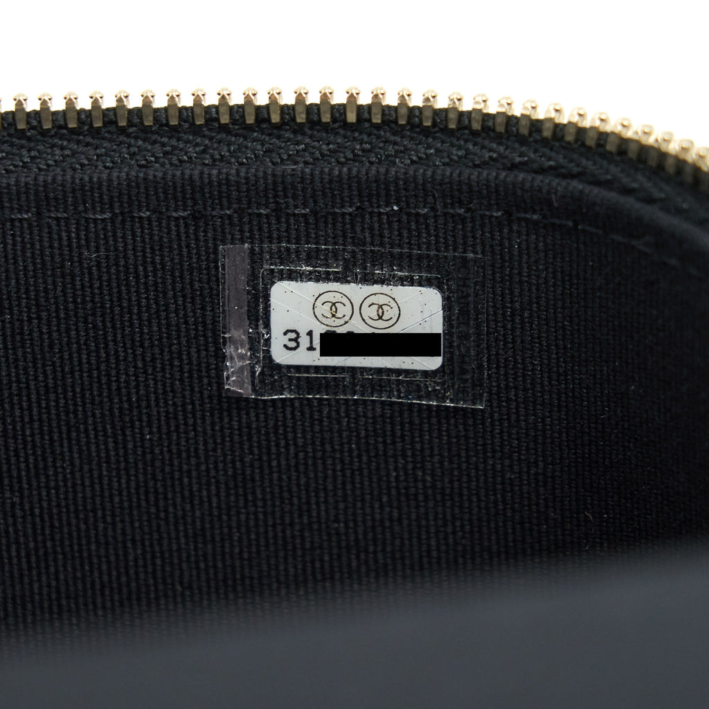 chanel-21k-top-handle-rectangular-vanity-with-chain-black-lghw-1