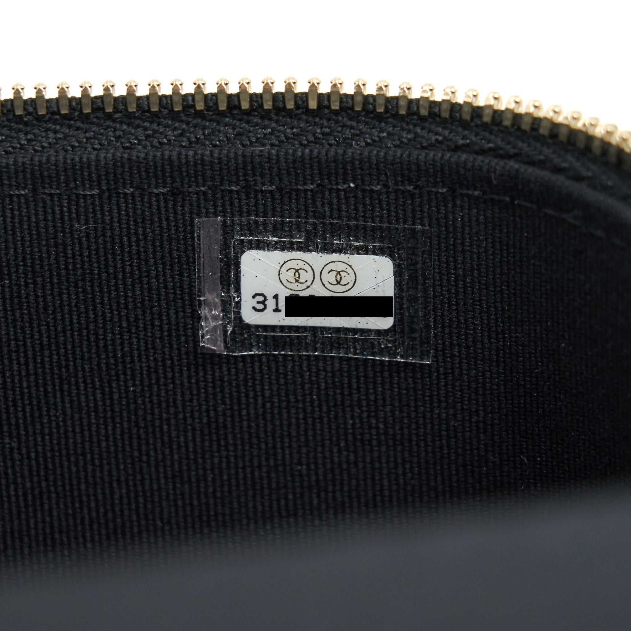 chanel-21k-top-handle-rectangular-vanity-with-chain-black-lghw-1