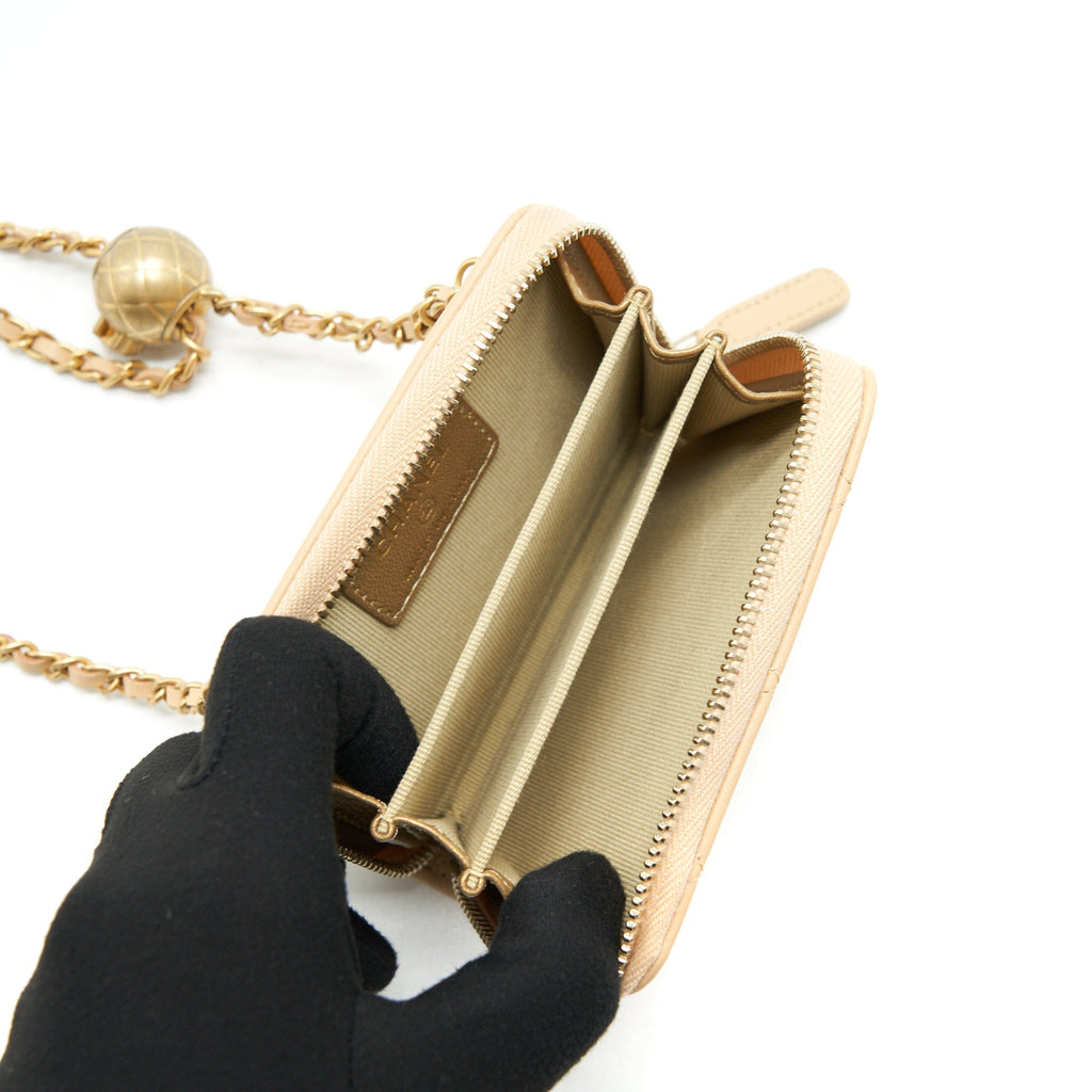 chanel-22c-pearl-crush-card-holder-with-chain-beige-ghw