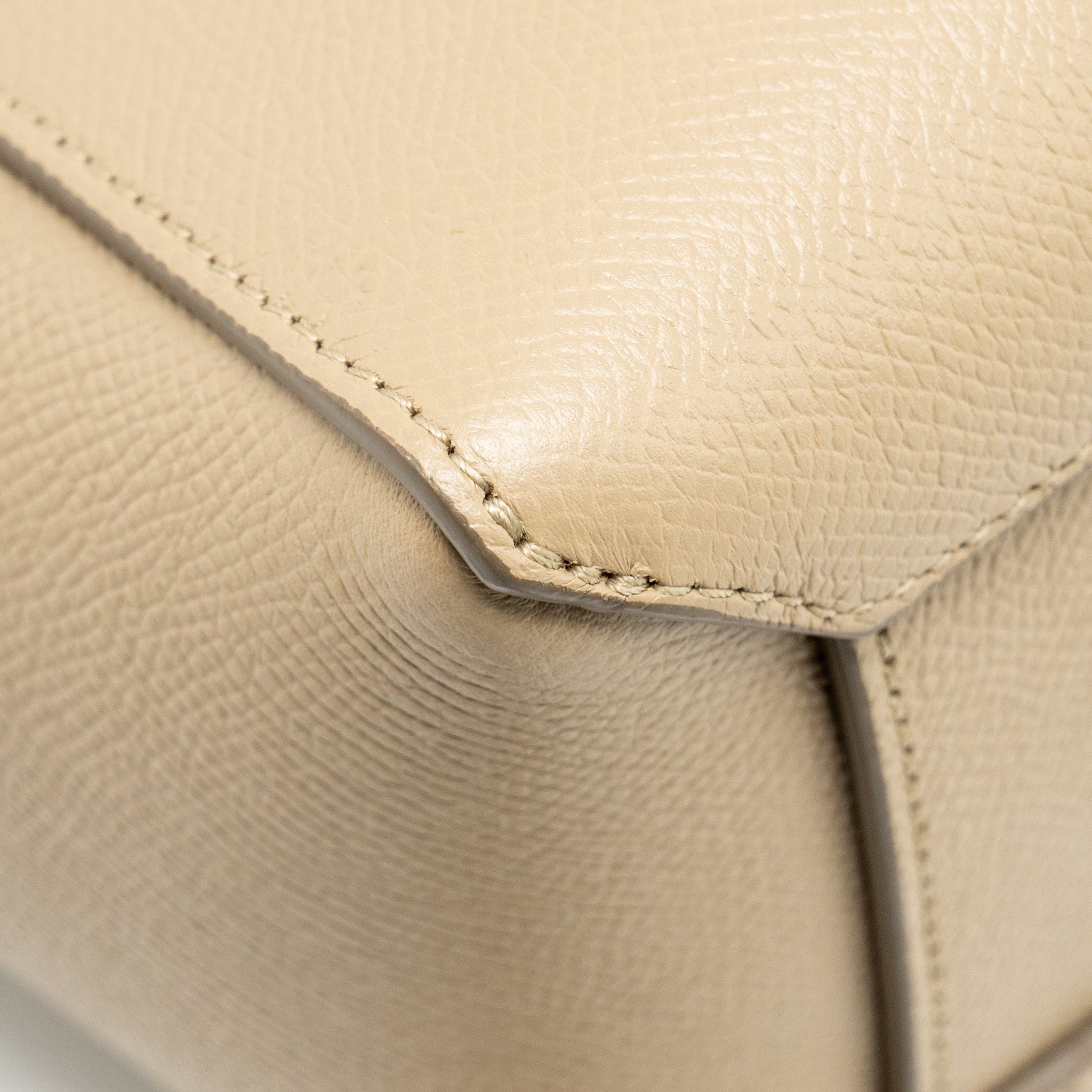 celine-nano-belt-bag-aged-calfskin-light-beige-ghw