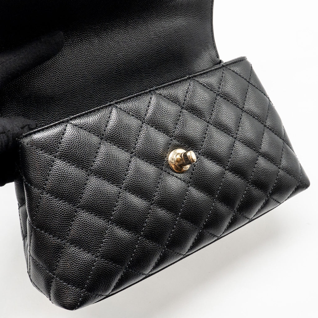 chanel-small-coco-handle-caviar-black-lghw-microchip-18