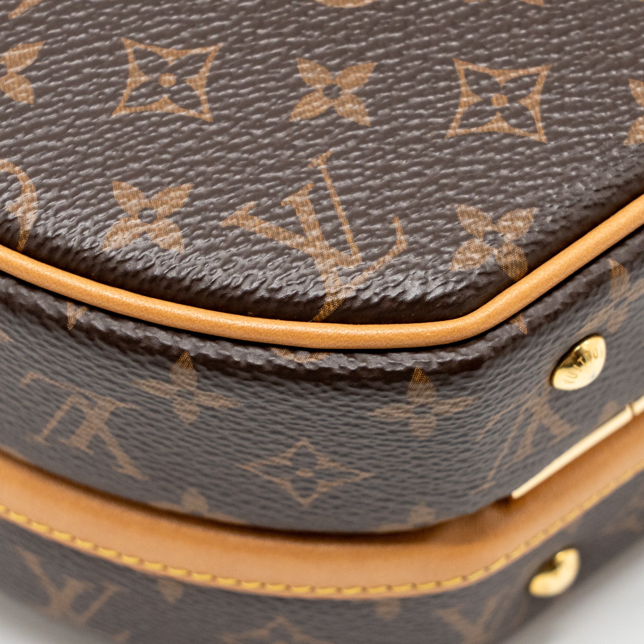 louis-vuitton-petite-boite-chapeau-monogram-canvas-ghw-7