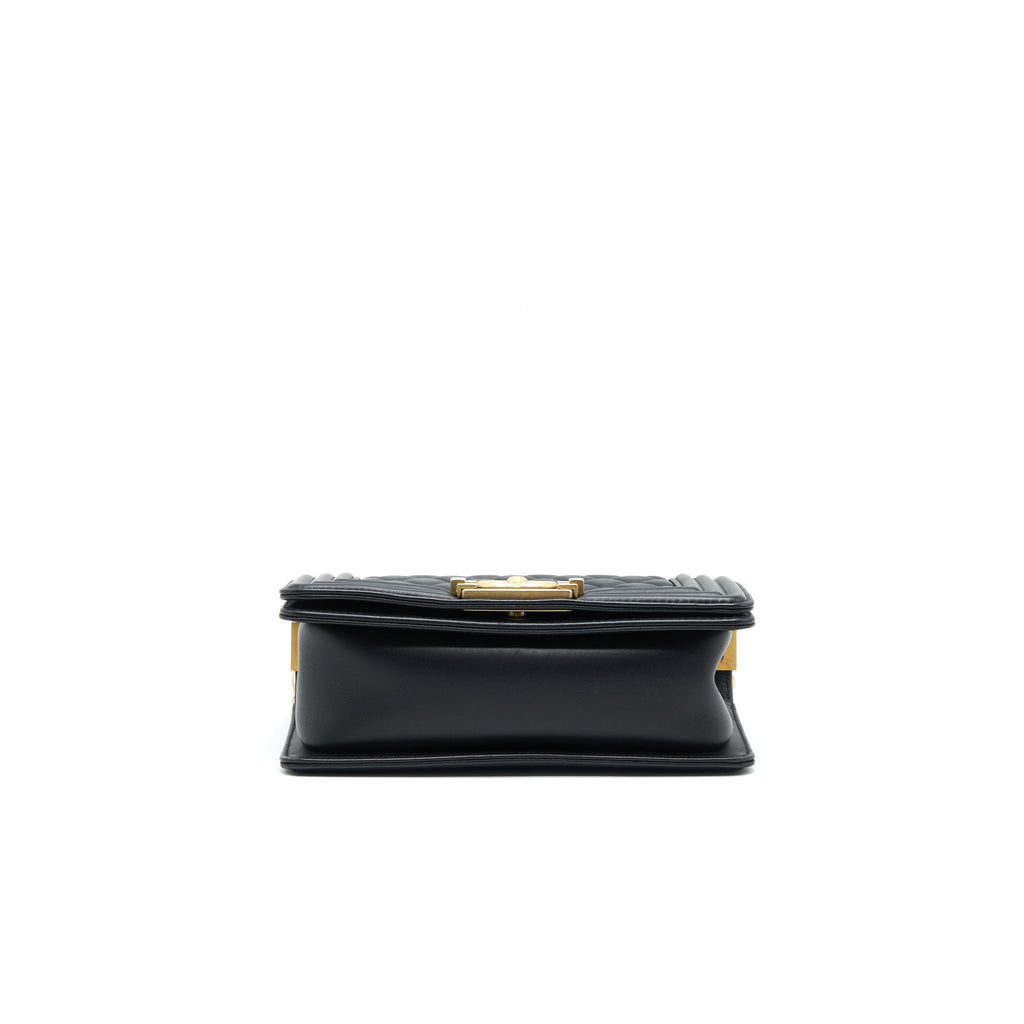 chanel-small-boy-bag-calfskin-black-with-ghw-serial27-1