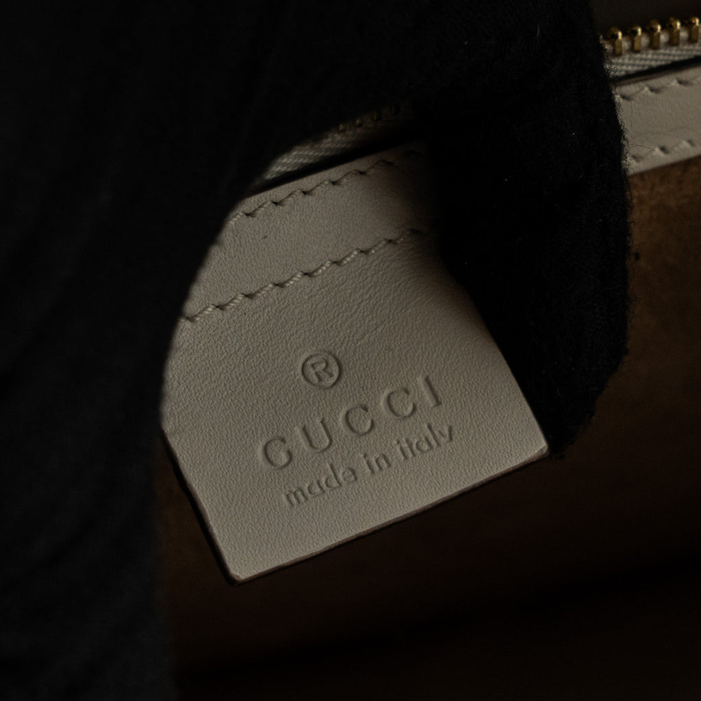gucci-sylvie-embroidered-shoulder-bag-calfskin-white-ghw