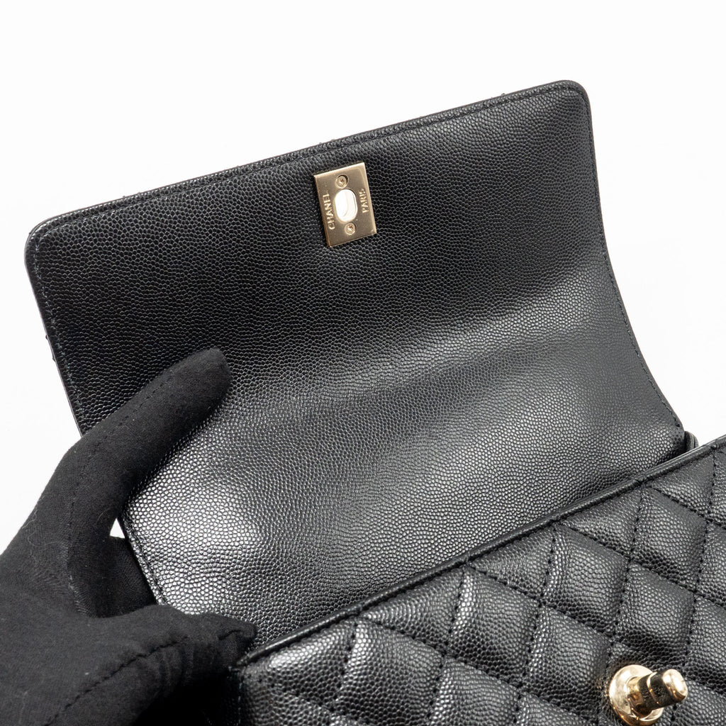 chanel-small-coco-handle-caviar-black-lghw-microchip-18