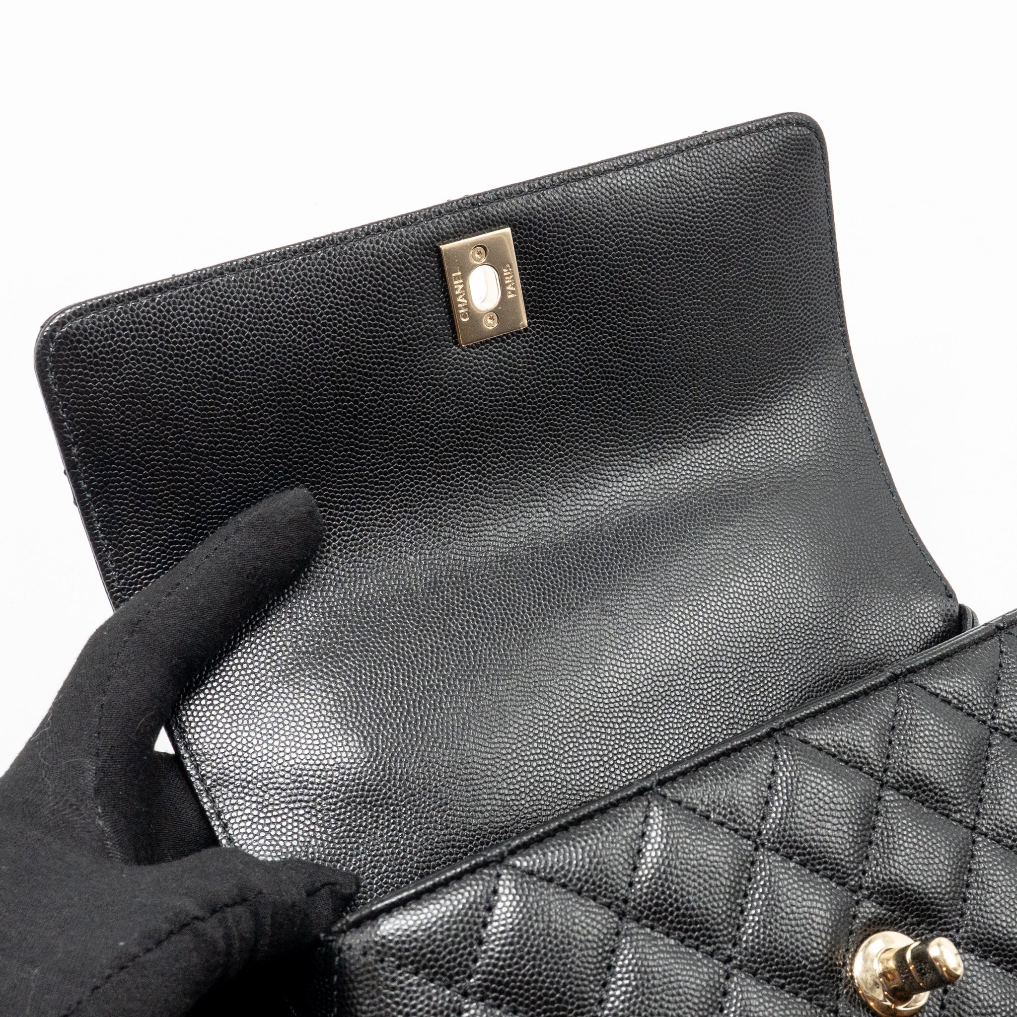 chanel-small-coco-handle-caviar-black-lghw-microchip-18