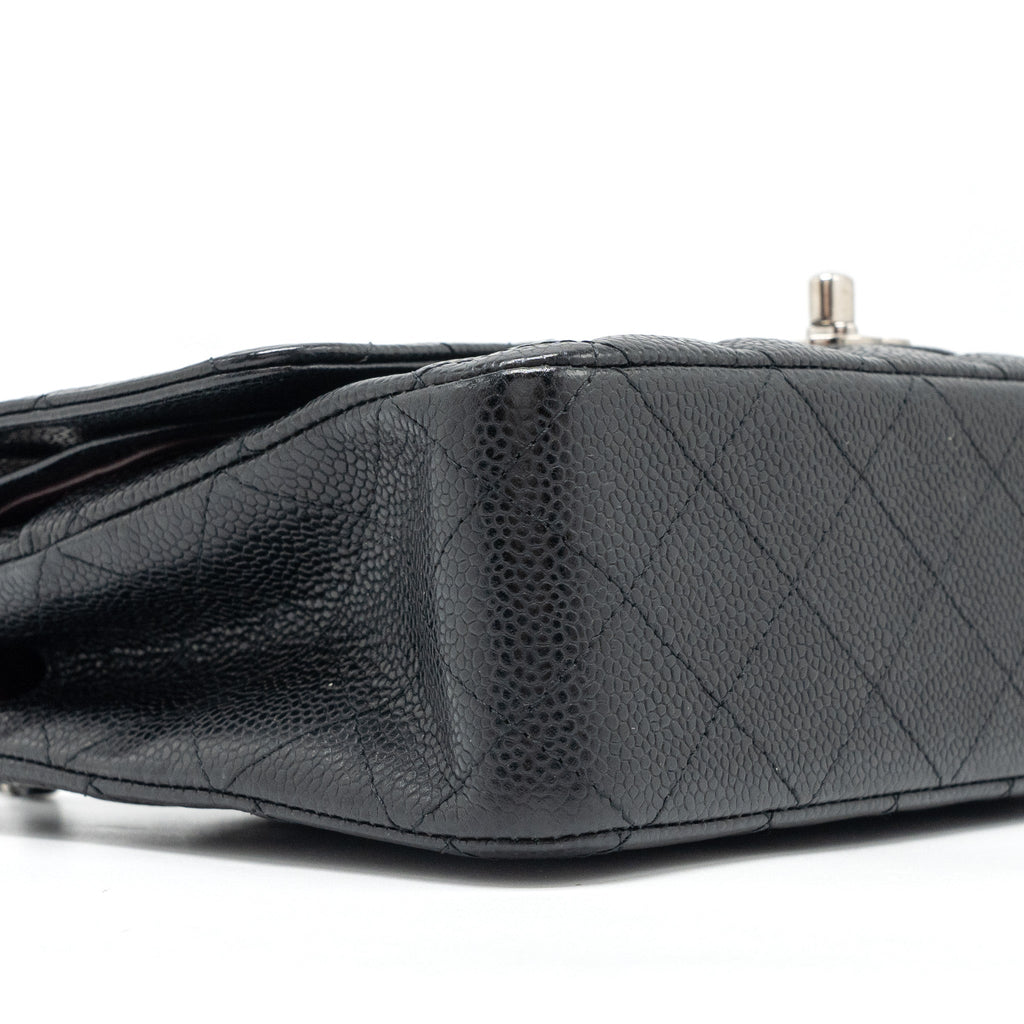 chanel-medium-classic-double-flap-bag-caviar-black-shw-5
