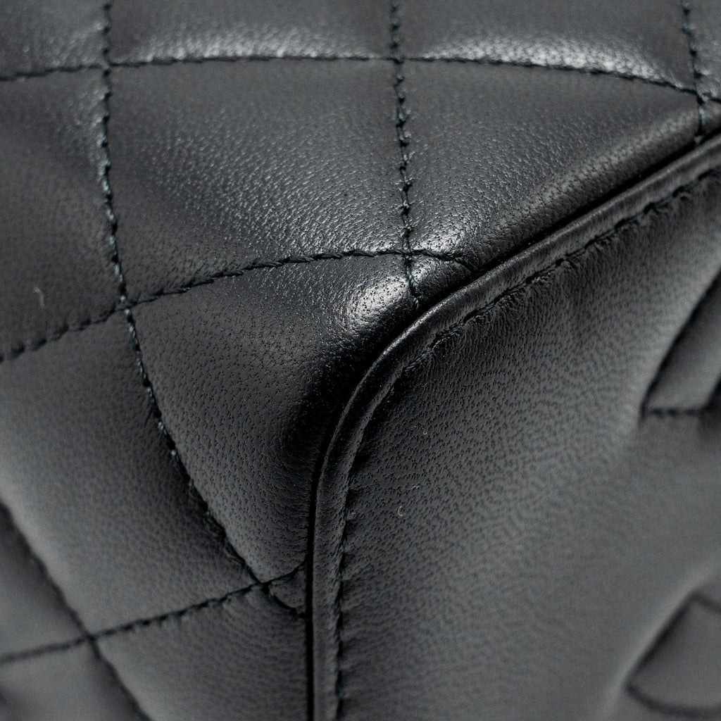 chanel-top-handle-long-vanity-case-lambskin-black-shw-microchip-copy