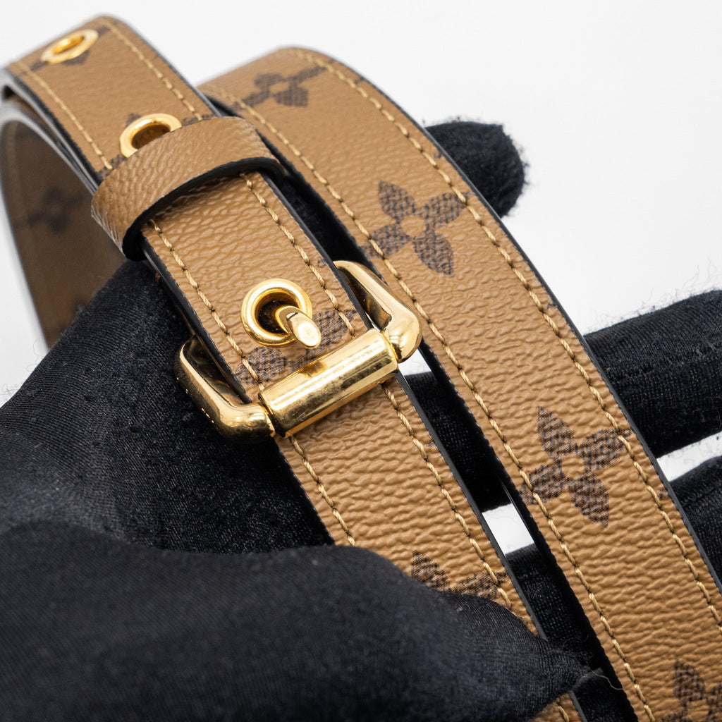 louis-vuitton-pochette-metis-reverse-monogram-canvas-ghw-1