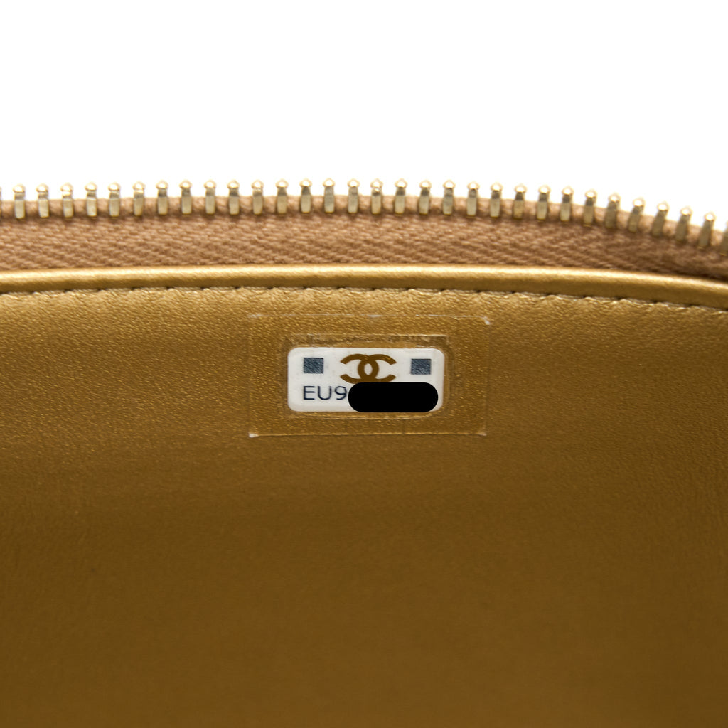 chanel-pearl-crush-long-vanity-case-lambskin-dark-beige-ghw