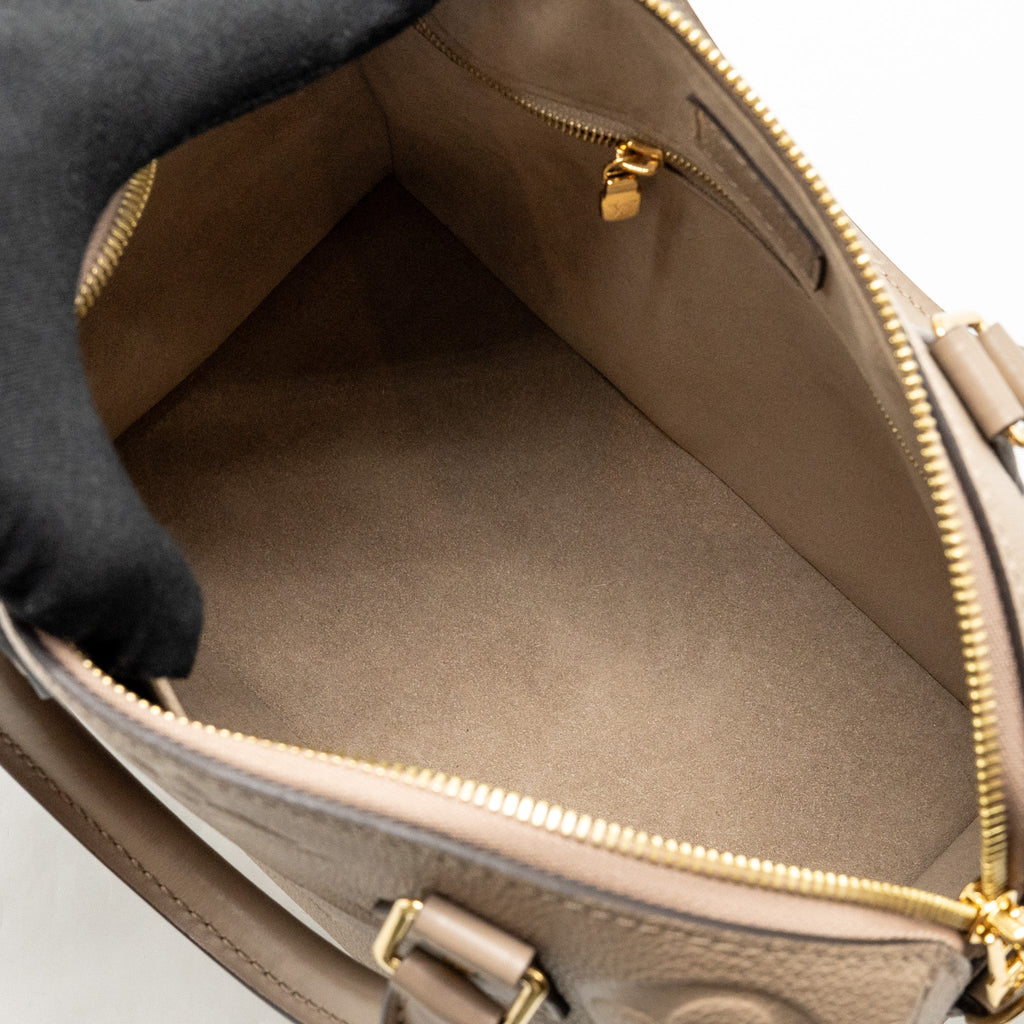 louis-vuitton-speedy-bandouliere-empreinte-leather-tourterelle-taupe-ghw