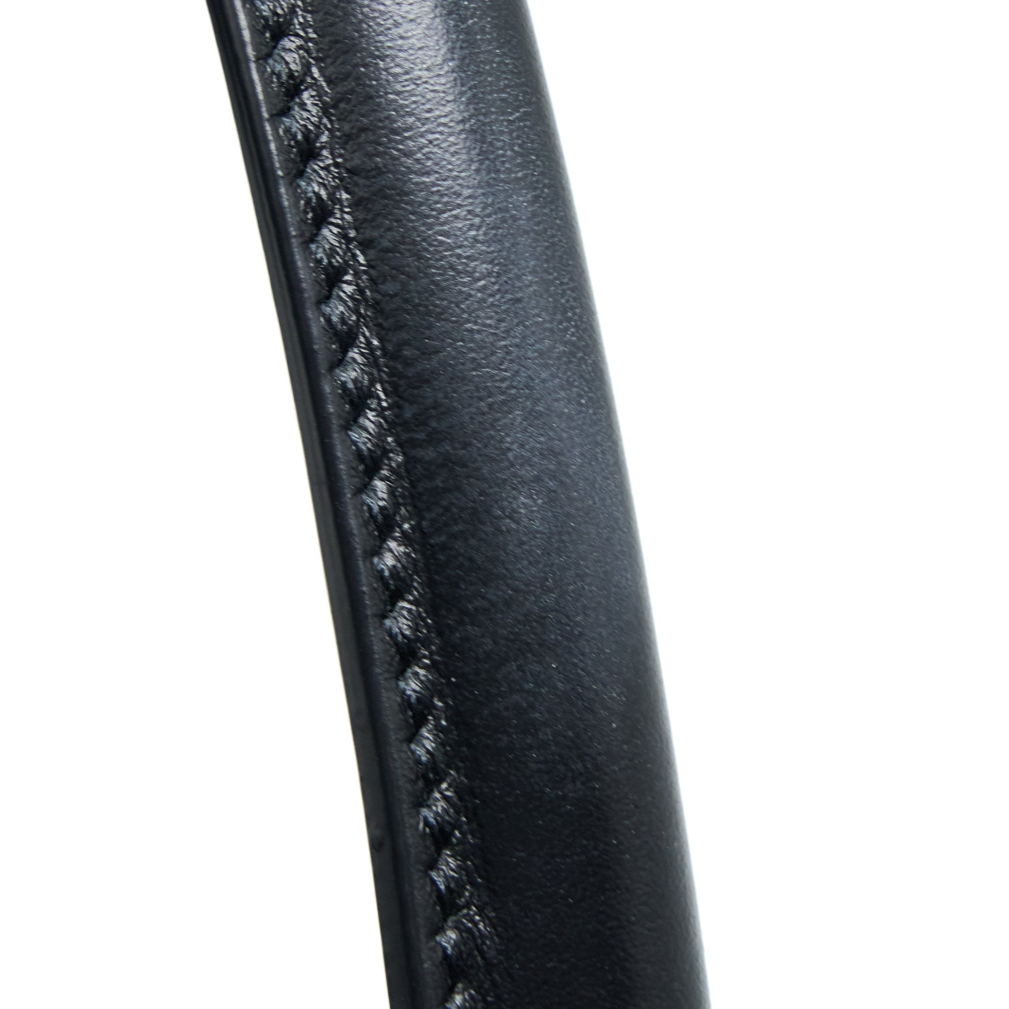 celine-vertical-cabas-triomphe-canvas-ghw
