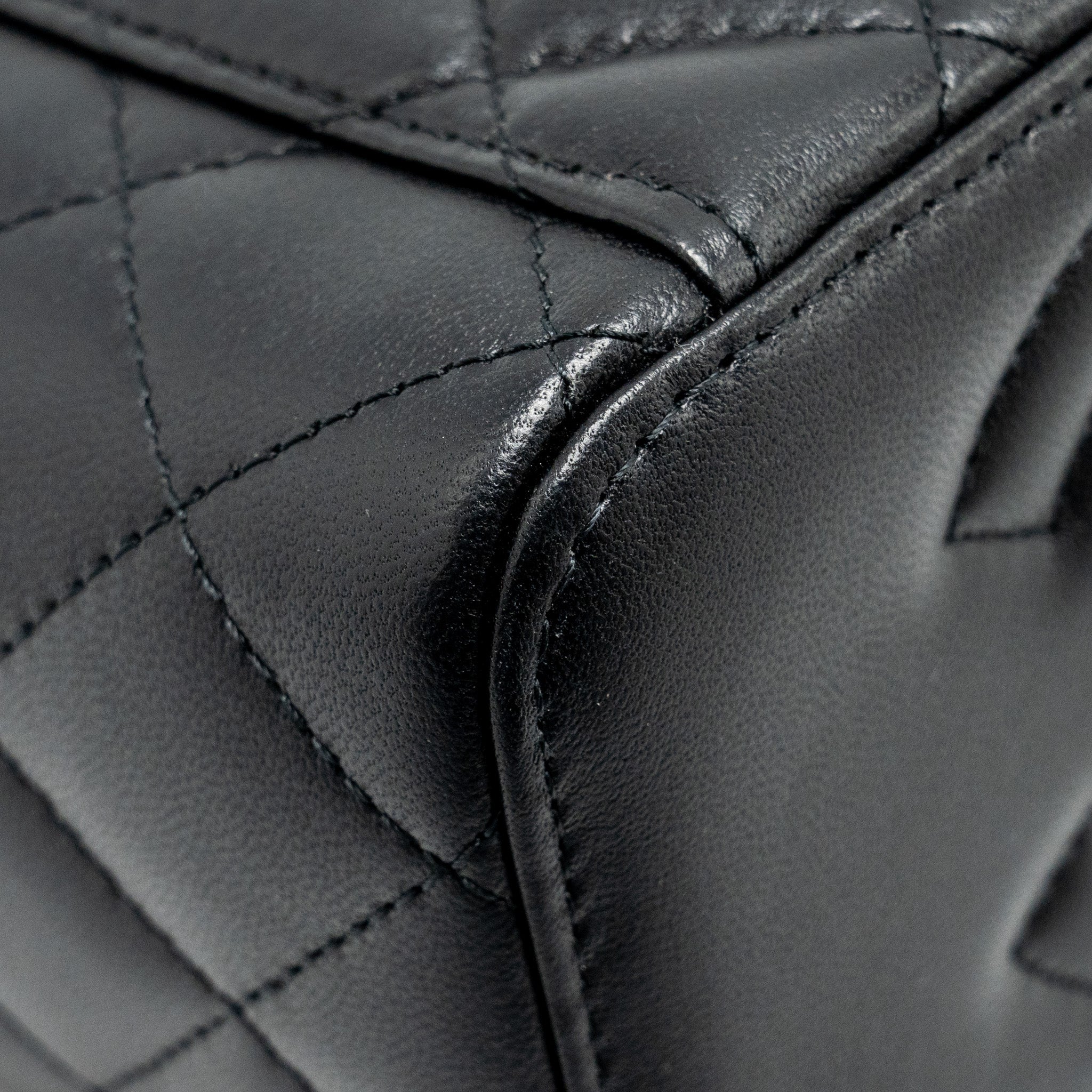 chanel-top-handle-long-vanity-case-lambskin-black-shw-microchip-copy