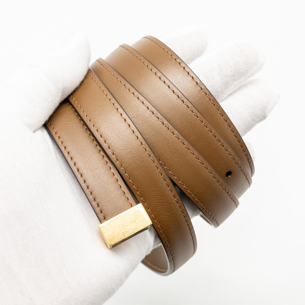 celine-medium-classic-box-bag-calfskin-caramel-ghw