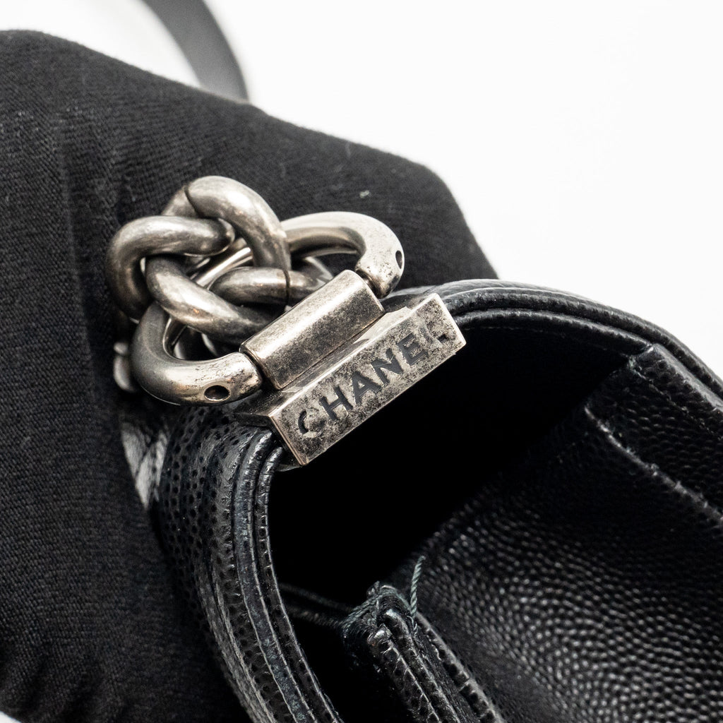 chanel-medium-boy-bag-caviar-black-shw-1