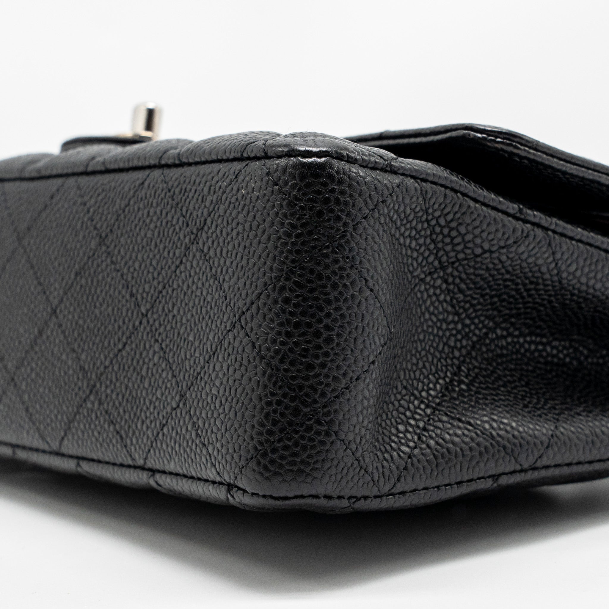chanel-medium-classic-double-flap-bag-caviar-black-shw-14