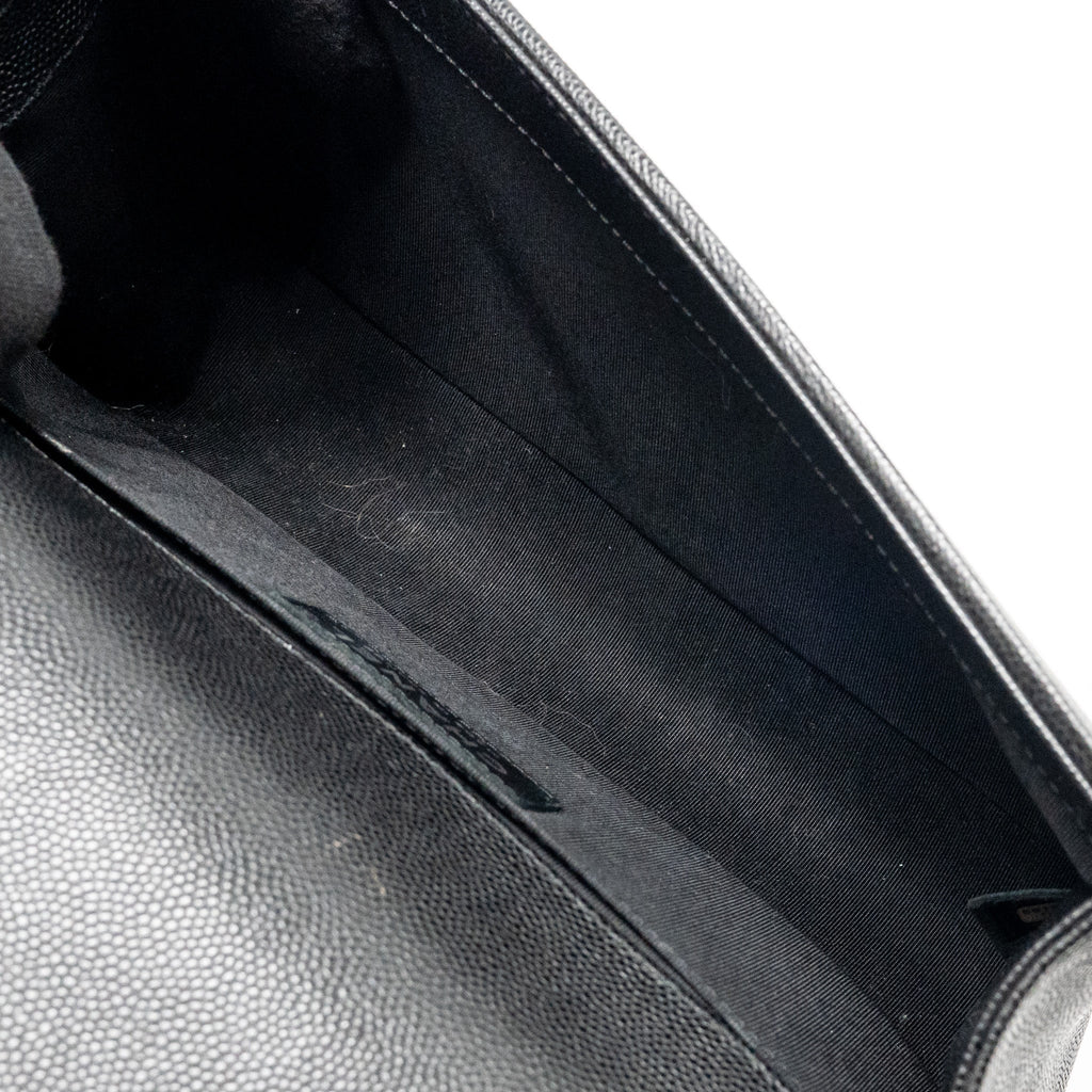 chanel-medium-boy-bag-caviar-black-shw-1
