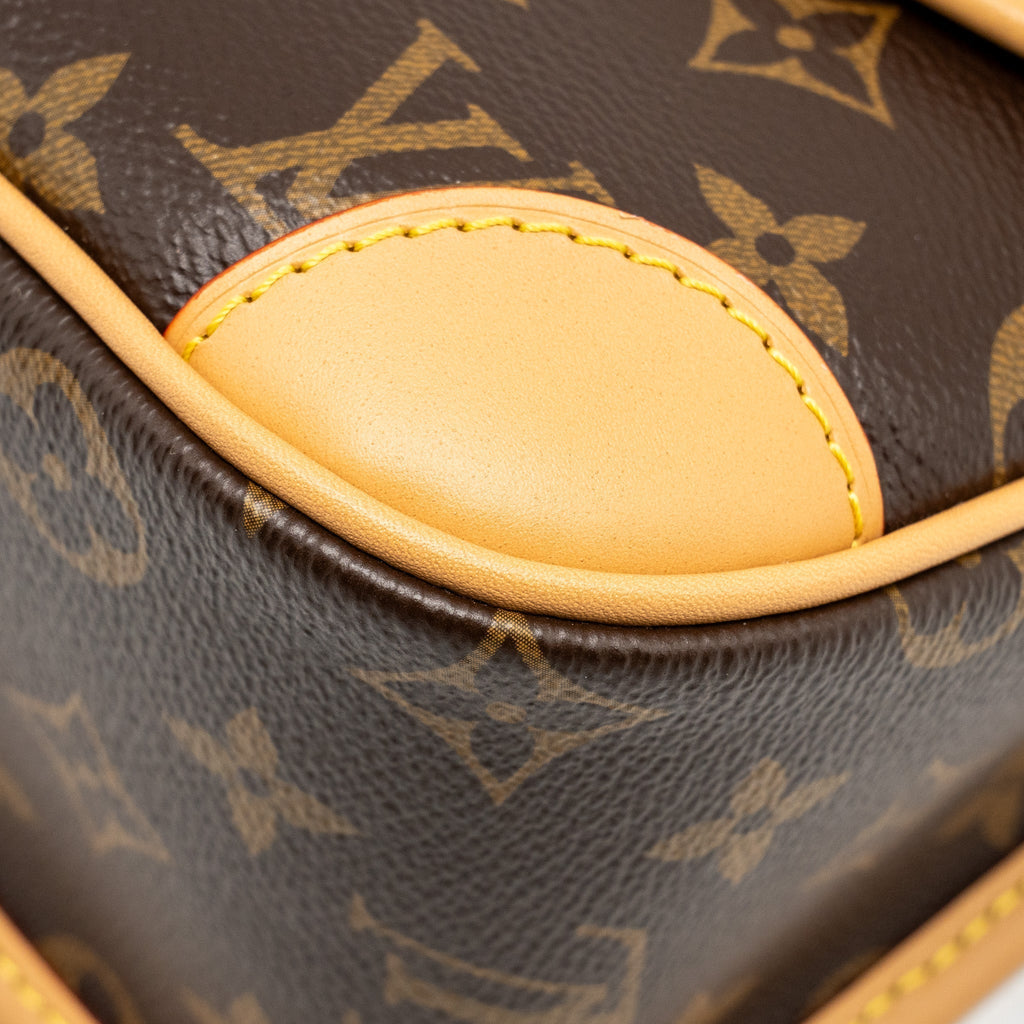 louis-vuitton-diane-bag-with-jacquard-strap-monogram-canvas-ghw-1