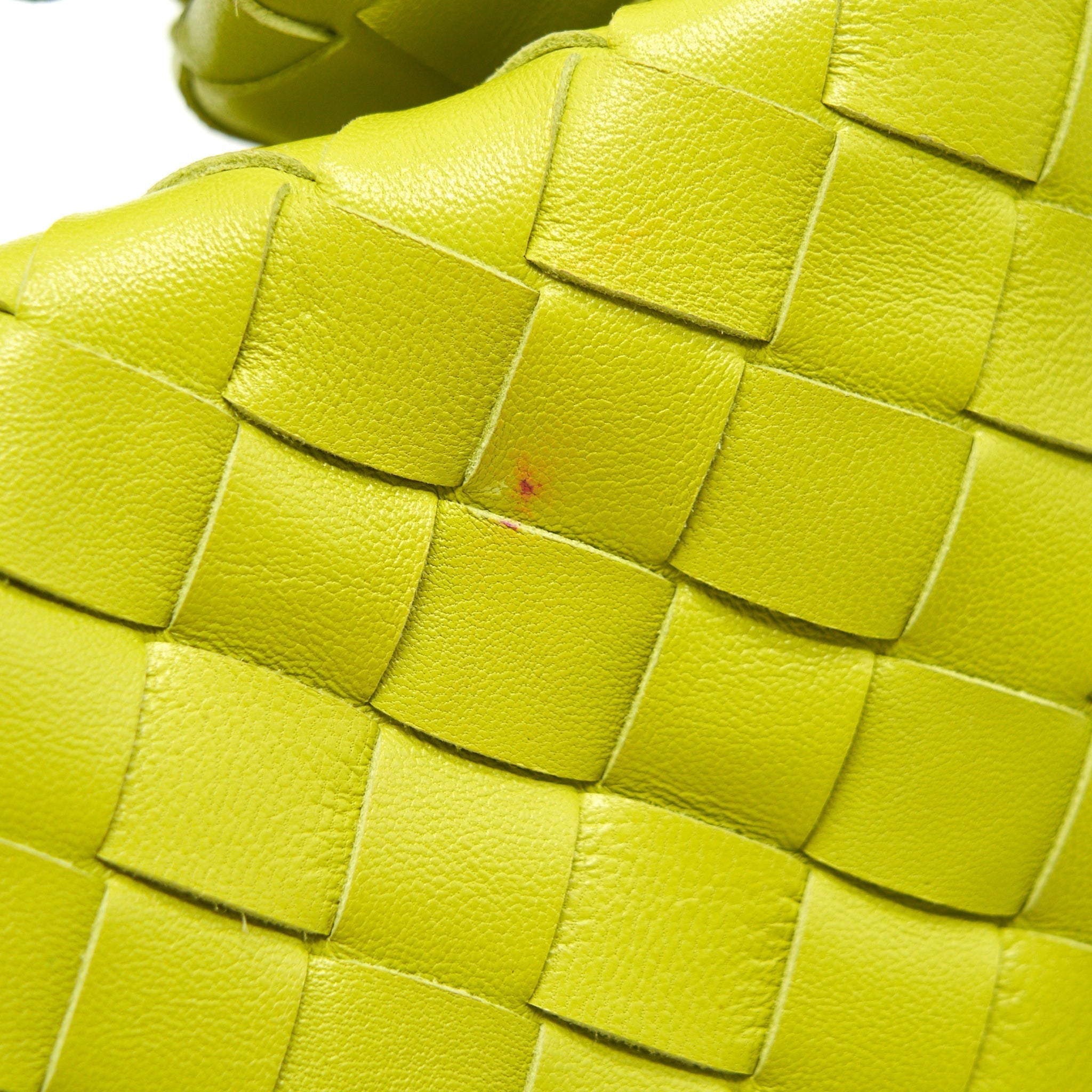 bottega-veneta-mini-jodie-kiwi-colour