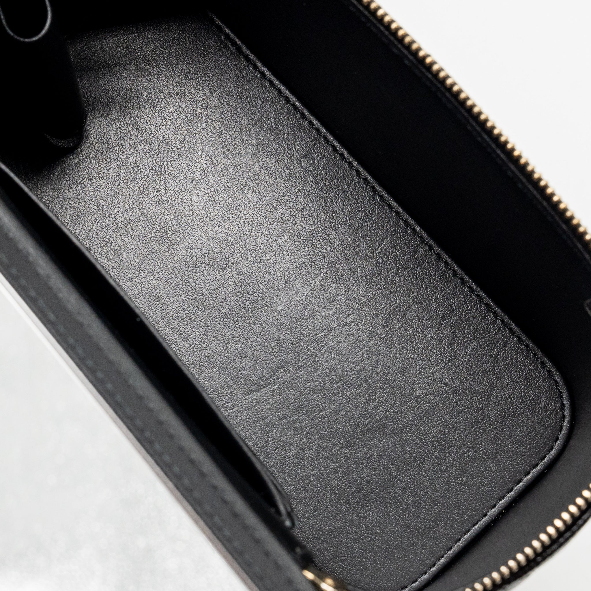 chanel-letter-top-handle-long-vanity-with-chain-caviar-black-ghw