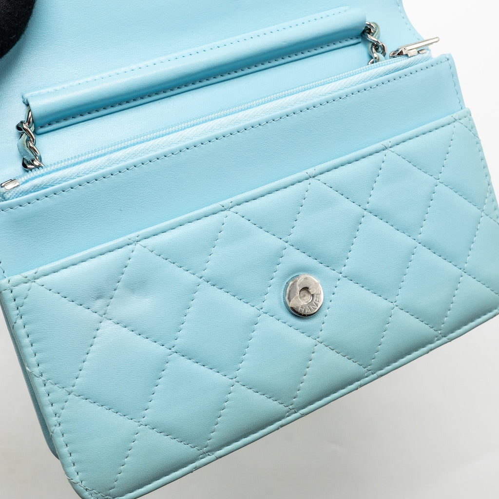 chanel-classic-wallet-on-chain-lambskin-light-blue-shw-1
