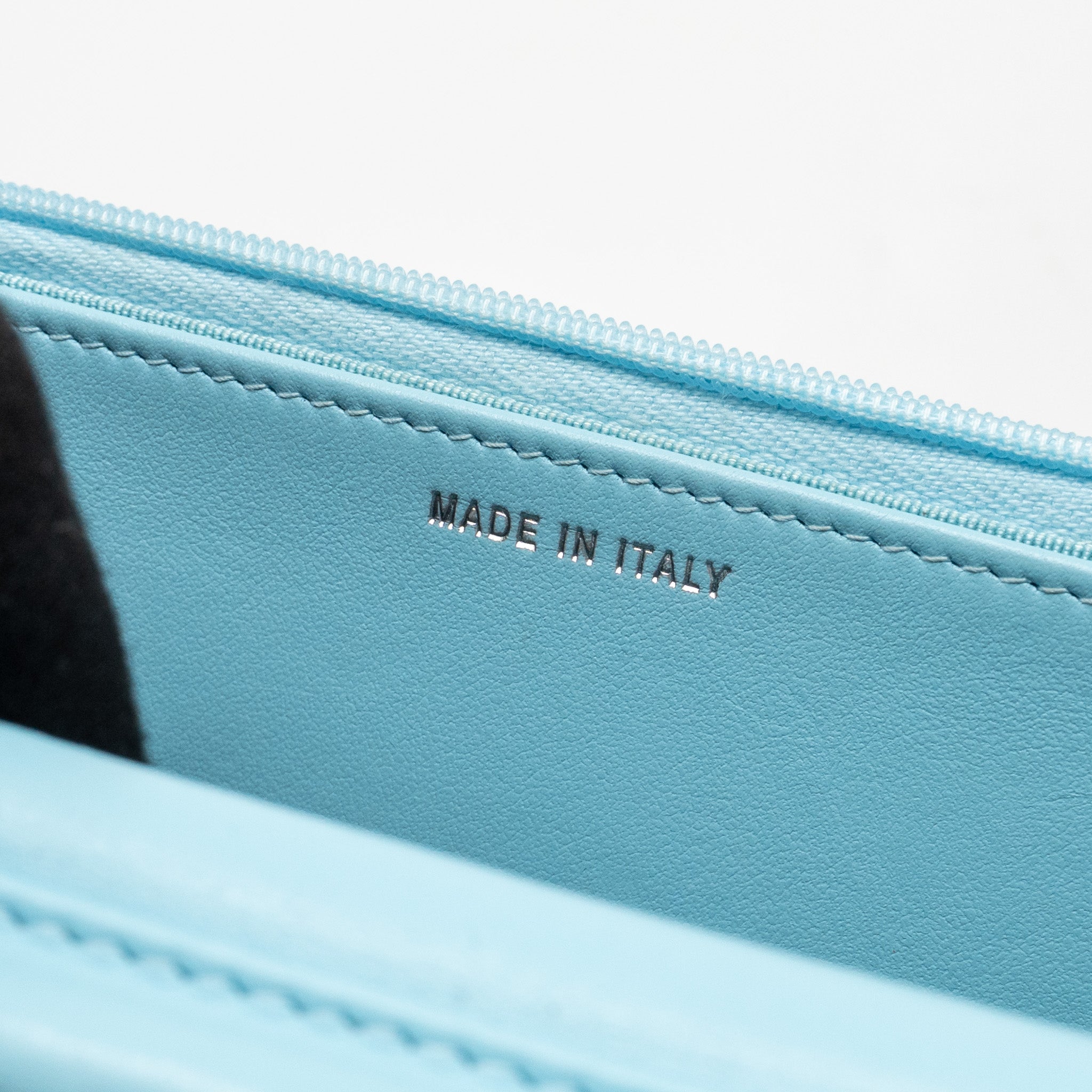 chanel-classic-wallet-on-chain-lambskin-light-blue-shw-1