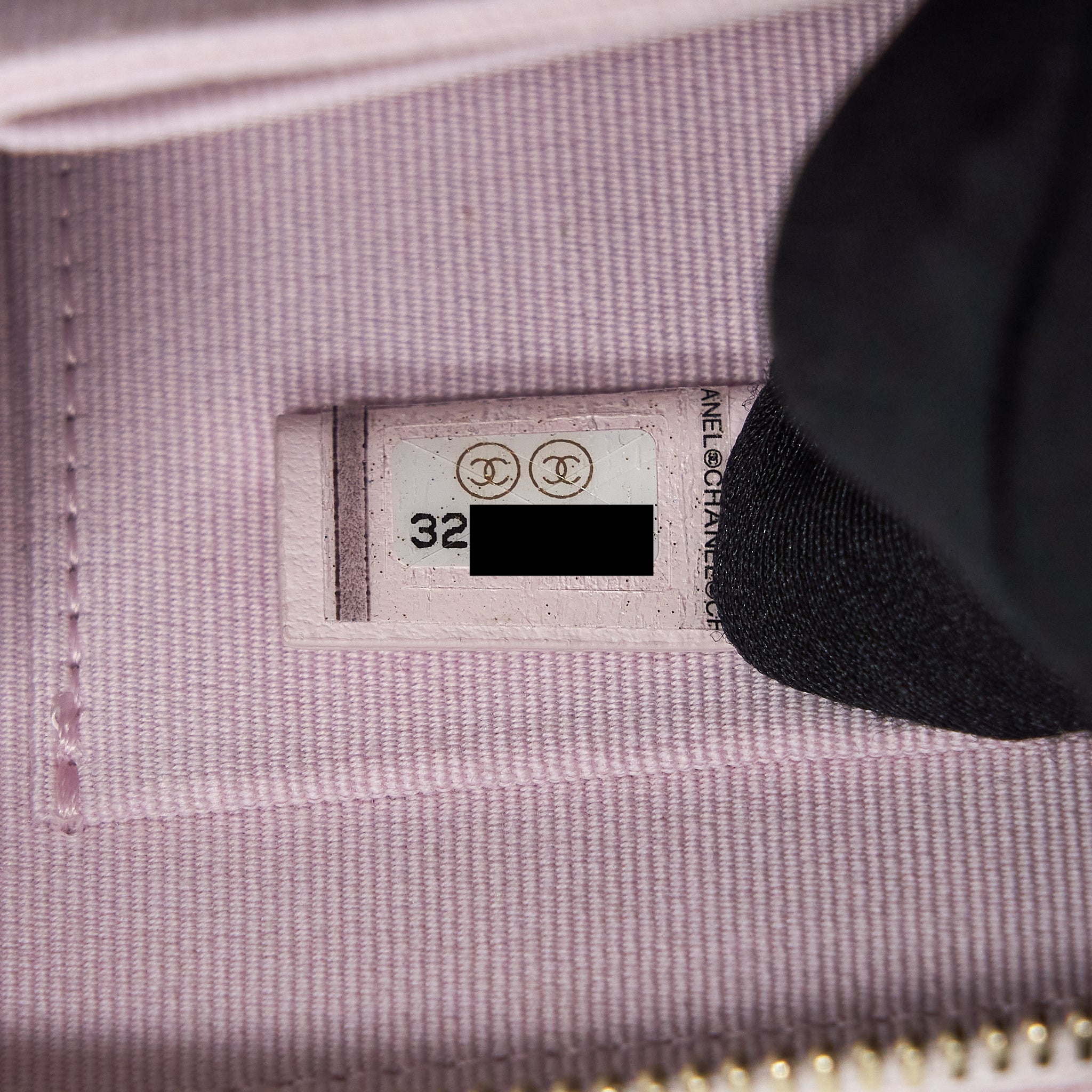 chanel-22p-top-handle-mini-vanity-with-chain-light-pink-lghw
