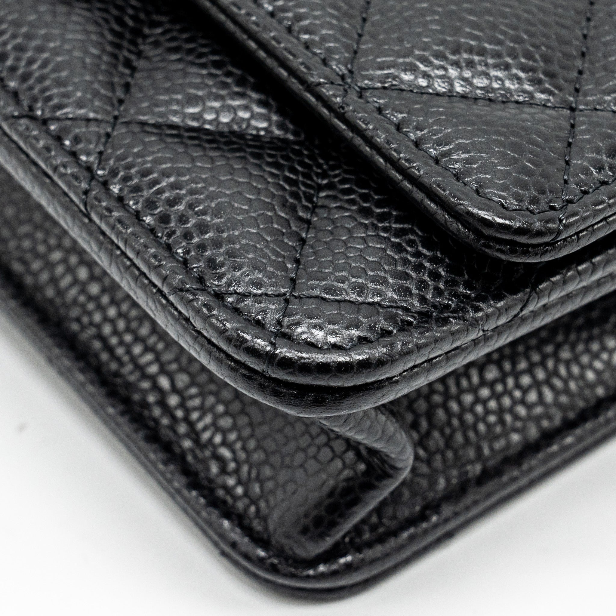 chanel-classic-wallet-on-chain-caviar-black-ghw-microchip-22