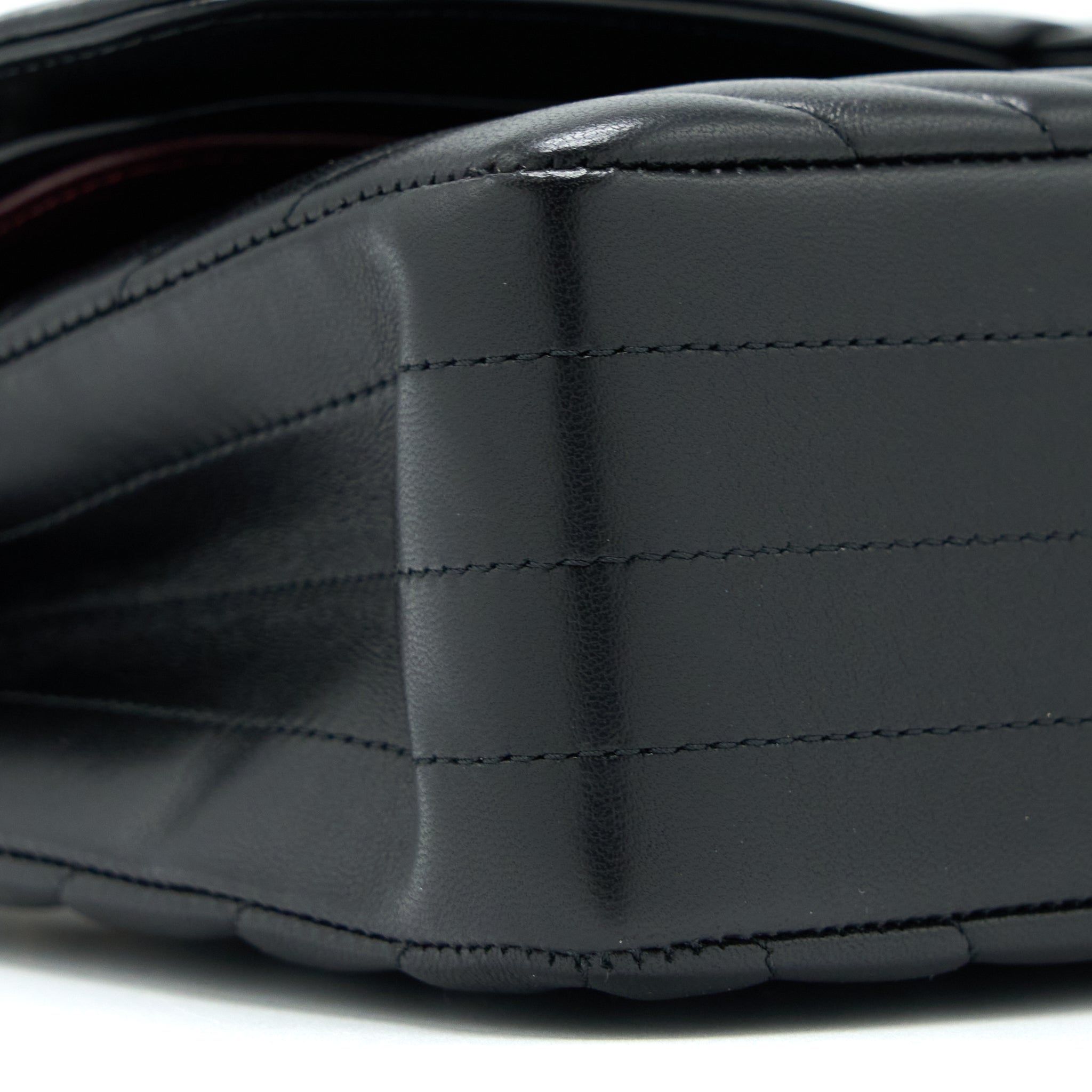 copy-of-chanel-medium-chevron-classic-double-flap-lambskin-black-lghw