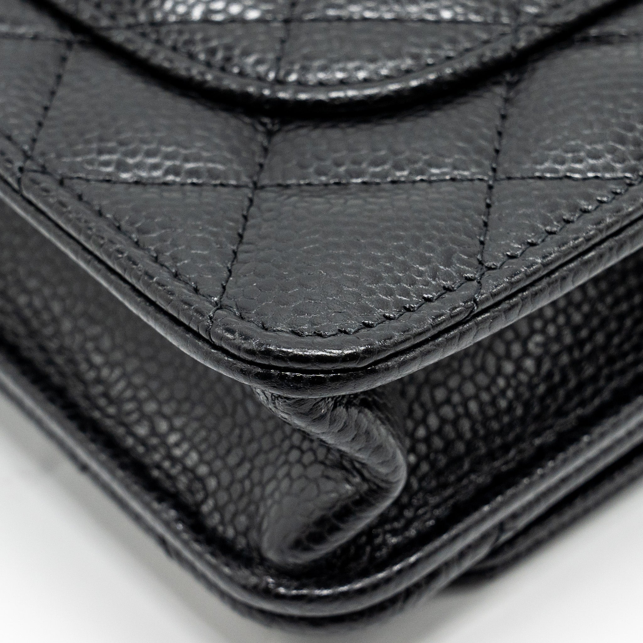 chanel-classic-wallet-on-chain-caviar-black-ghw-microchip-22