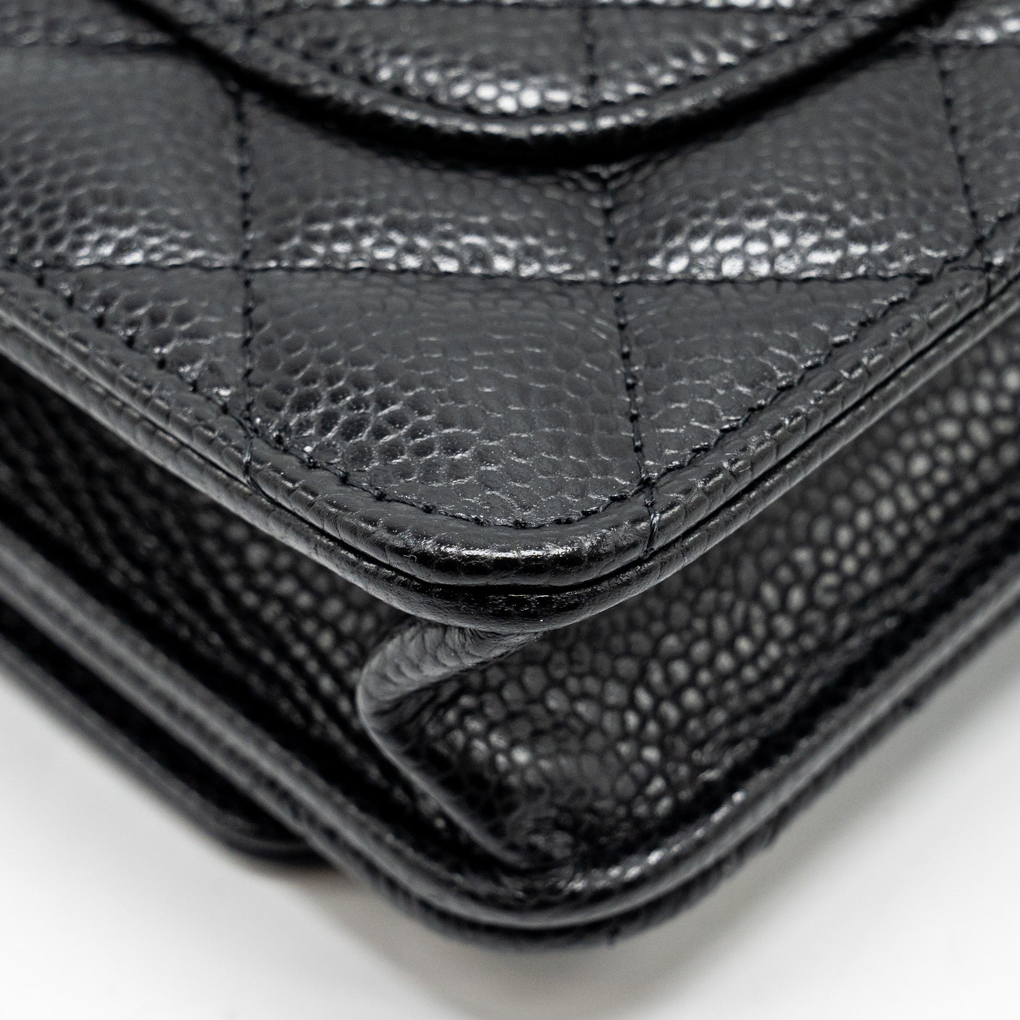 chanel-classic-wallet-on-chain-caviar-black-ghw-microchip-22