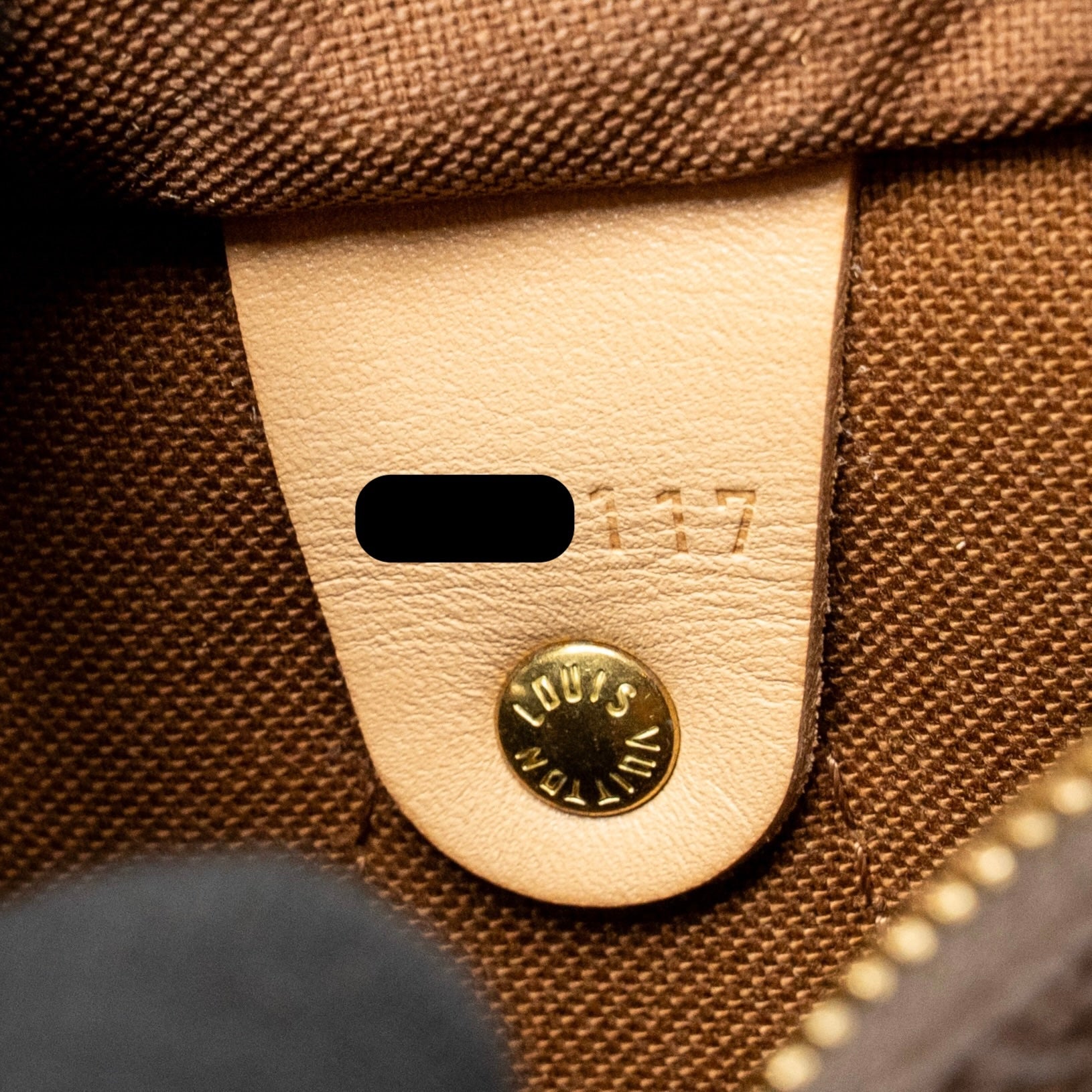 louis-vuitton-speedy-25-bandouliere-monogram-canvas-ghw