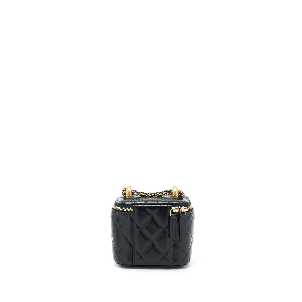chanel-21a-gold-crush-mini-vanity-case-calfskin-black-ghw-1