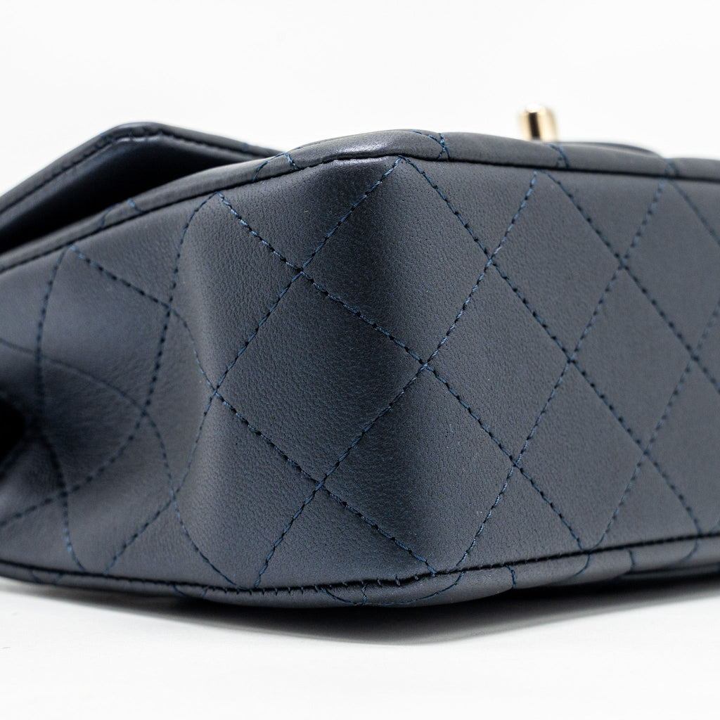 chanel-top-handle-mini-rectangular-flap-bag-lambskin-navy-lghw-microchip