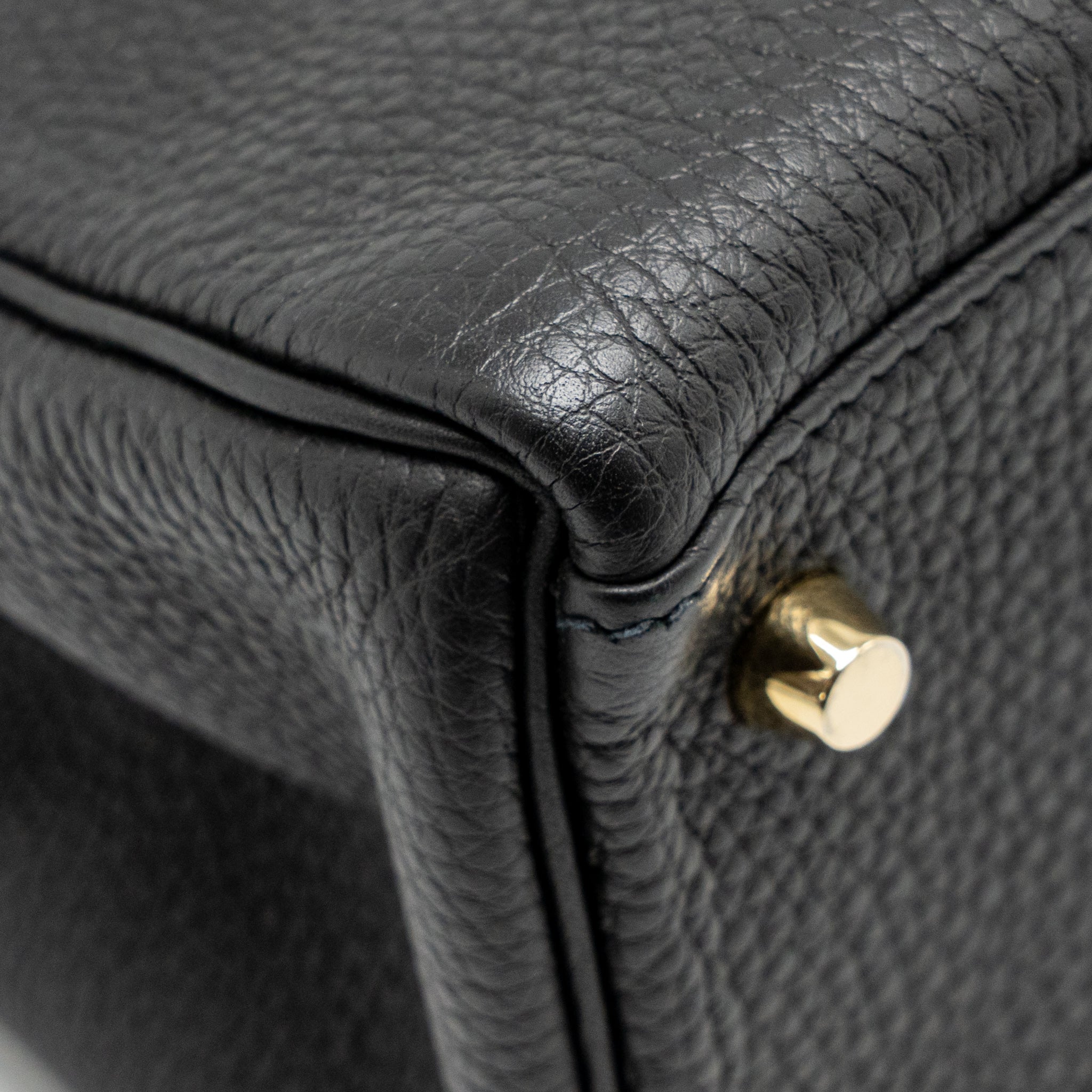 hermes-kelly-28-togo-black-ghw-stamp-x