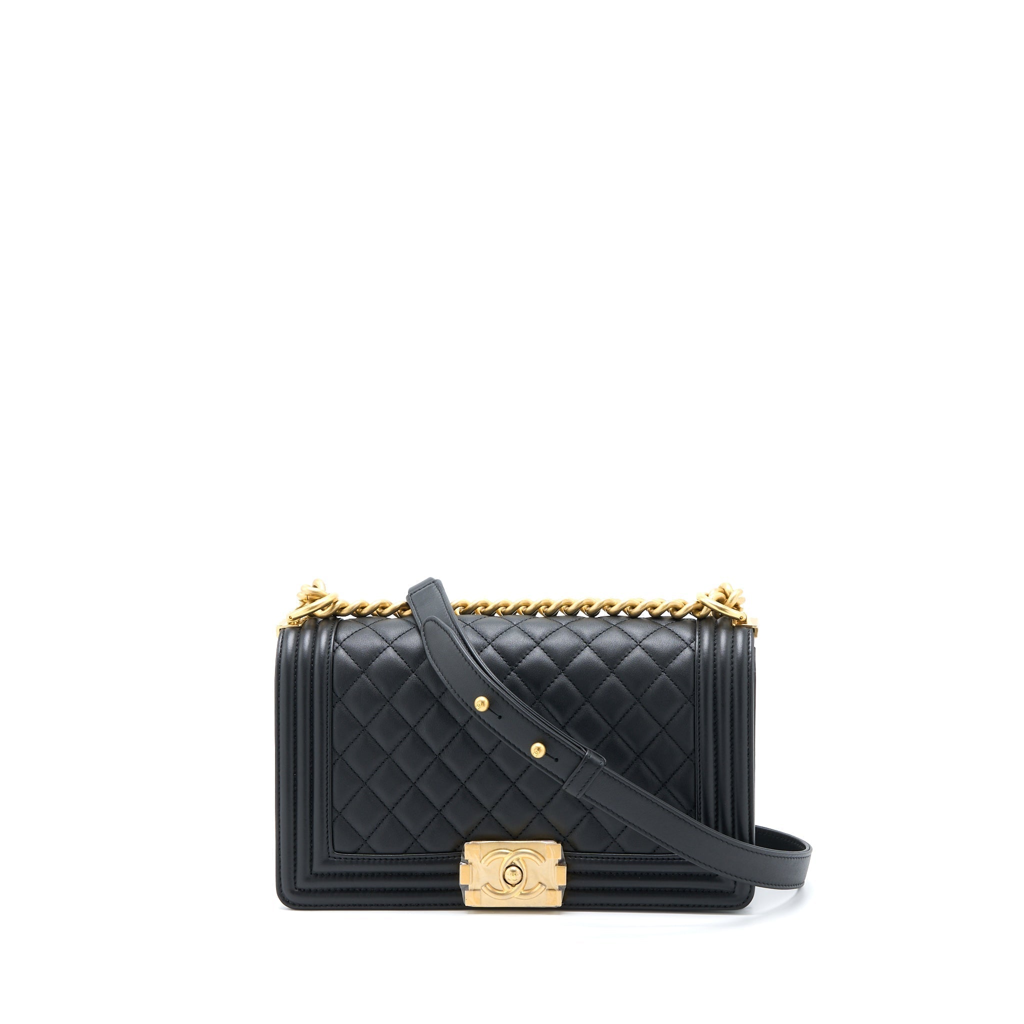 chanel-medium-boy-bag-calfskin-black-ghw-1