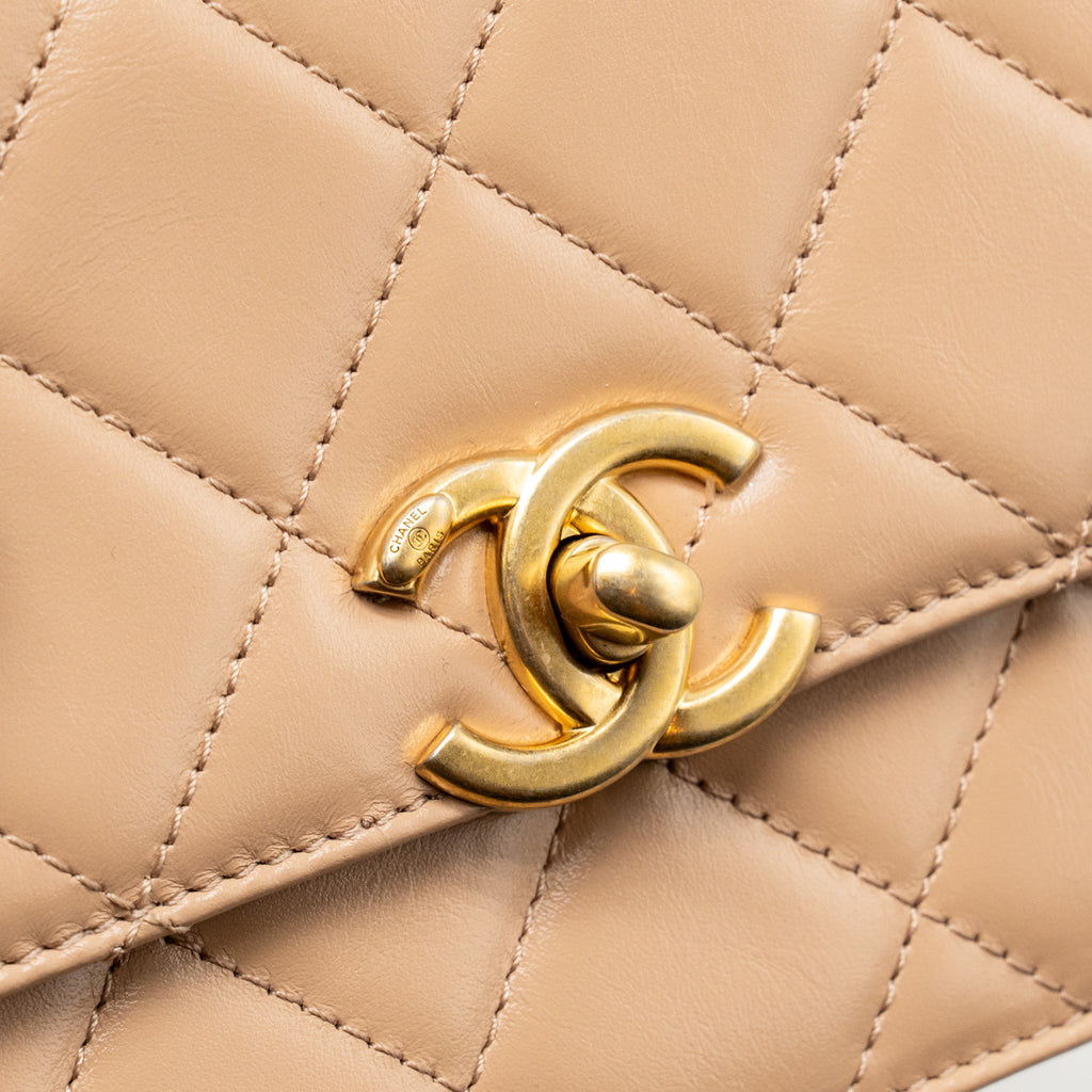 chanel-gold-crush-mini-flap-bag-calfskin-beige-ghw-microchip