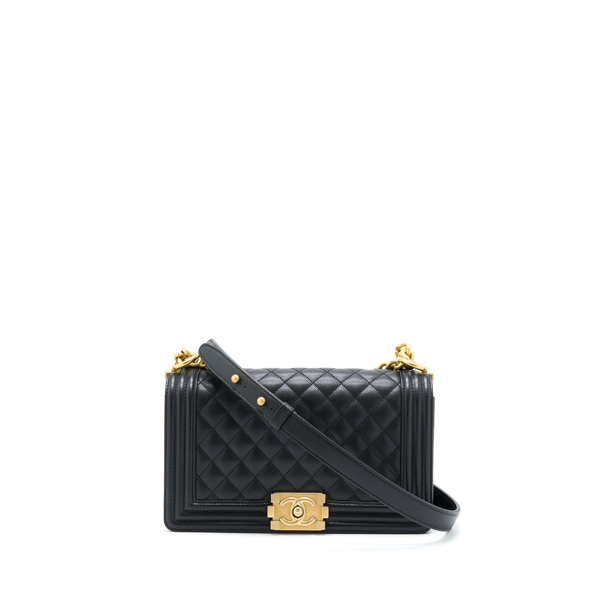 chanel-medium-boy-bag-caviar-black-brushed-ghw