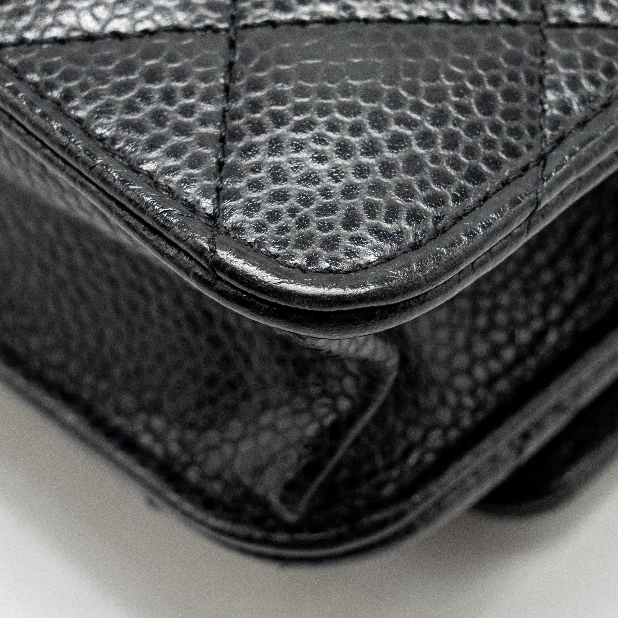 chanel-classic-wallet-on-chain-caviar-black-shw-9
