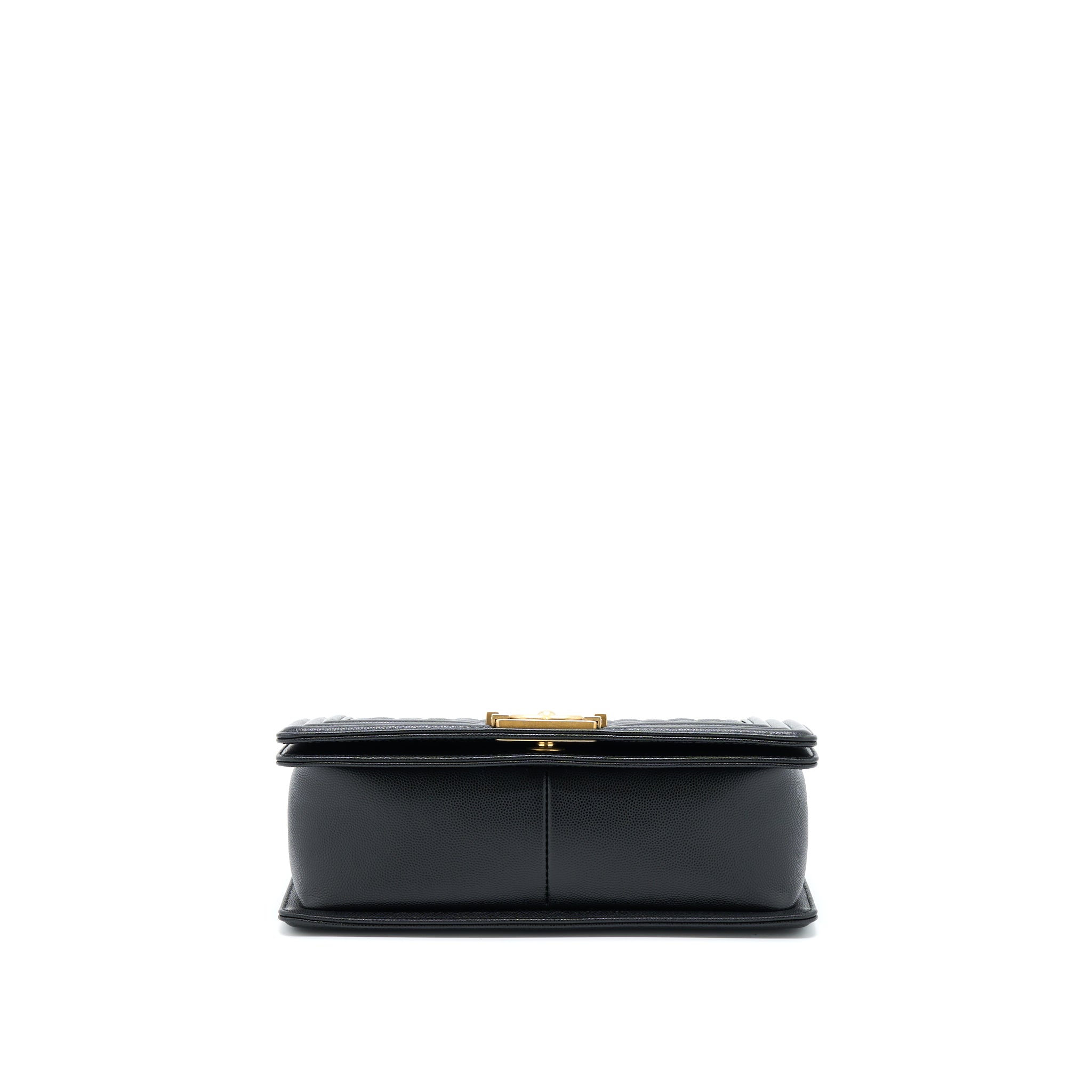 chanel-medium-boy-bag-caviar-black-brushed-ghw