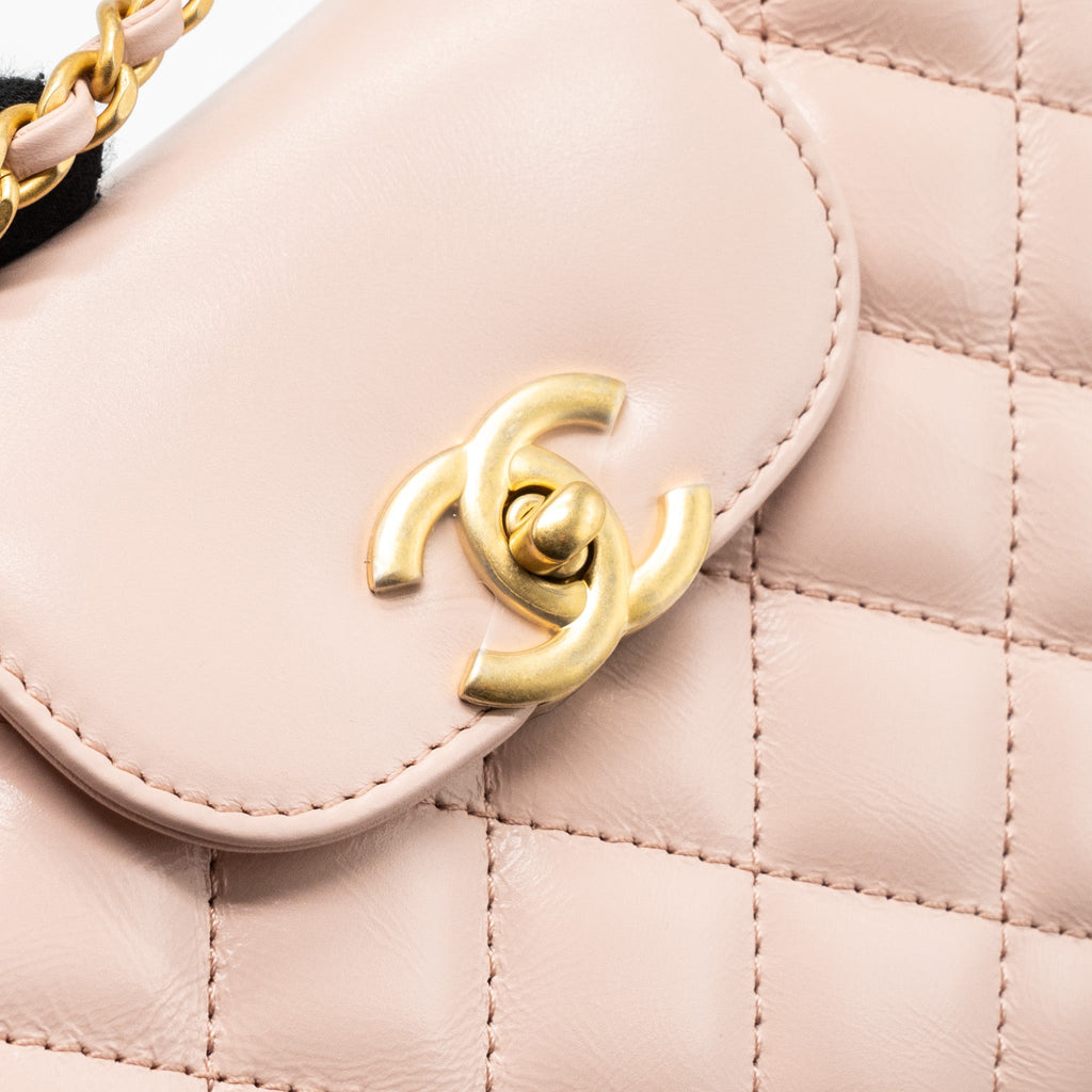 chanel-23k-mini-shopping-bag-calfskin-light-pink-ghwmicrochip