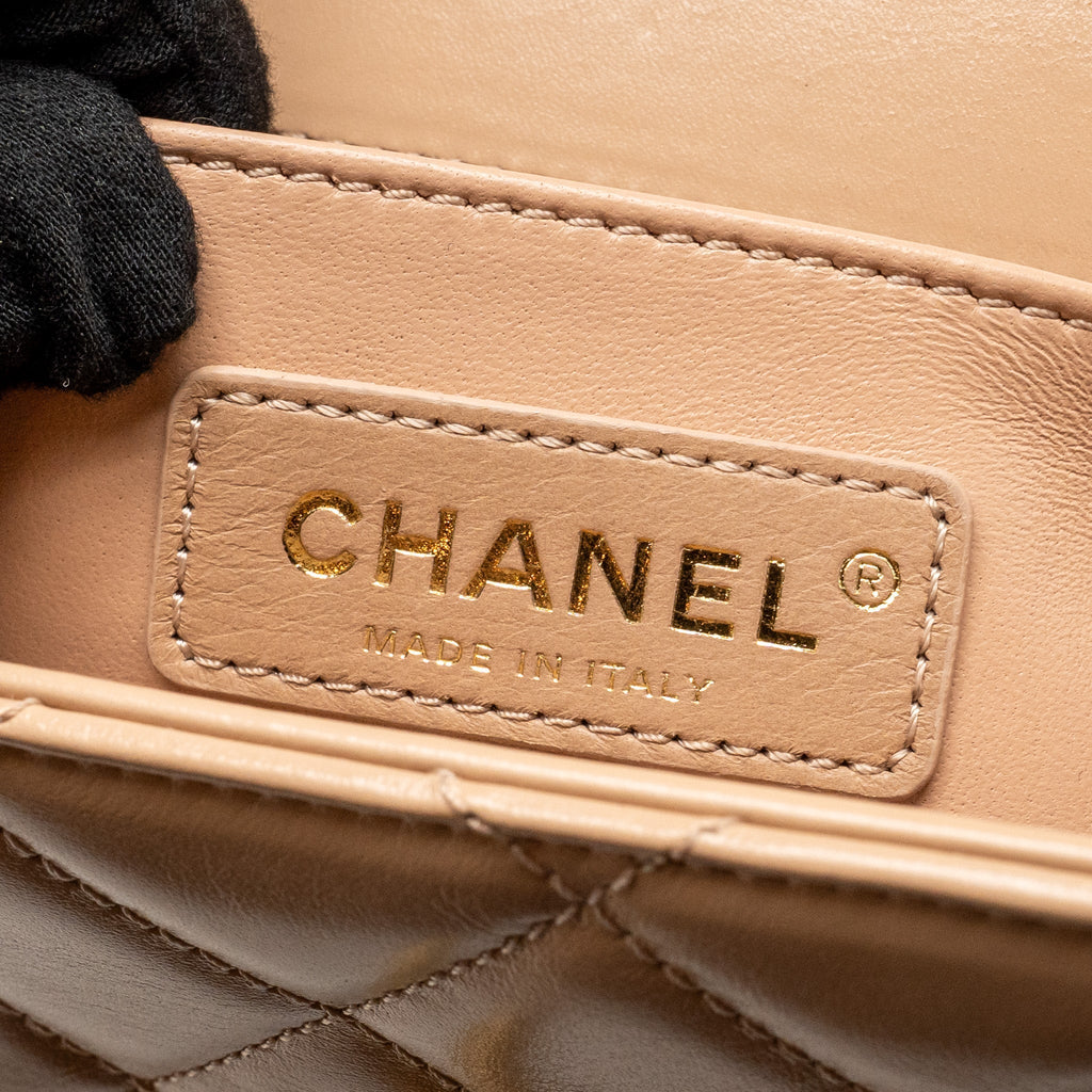 chanel-gold-crush-mini-flap-bag-calfskin-beige-ghw-microchip