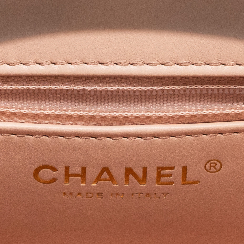 chanel-23k-mini-shopping-bag-calfskin-light-pink-ghwmicrochip