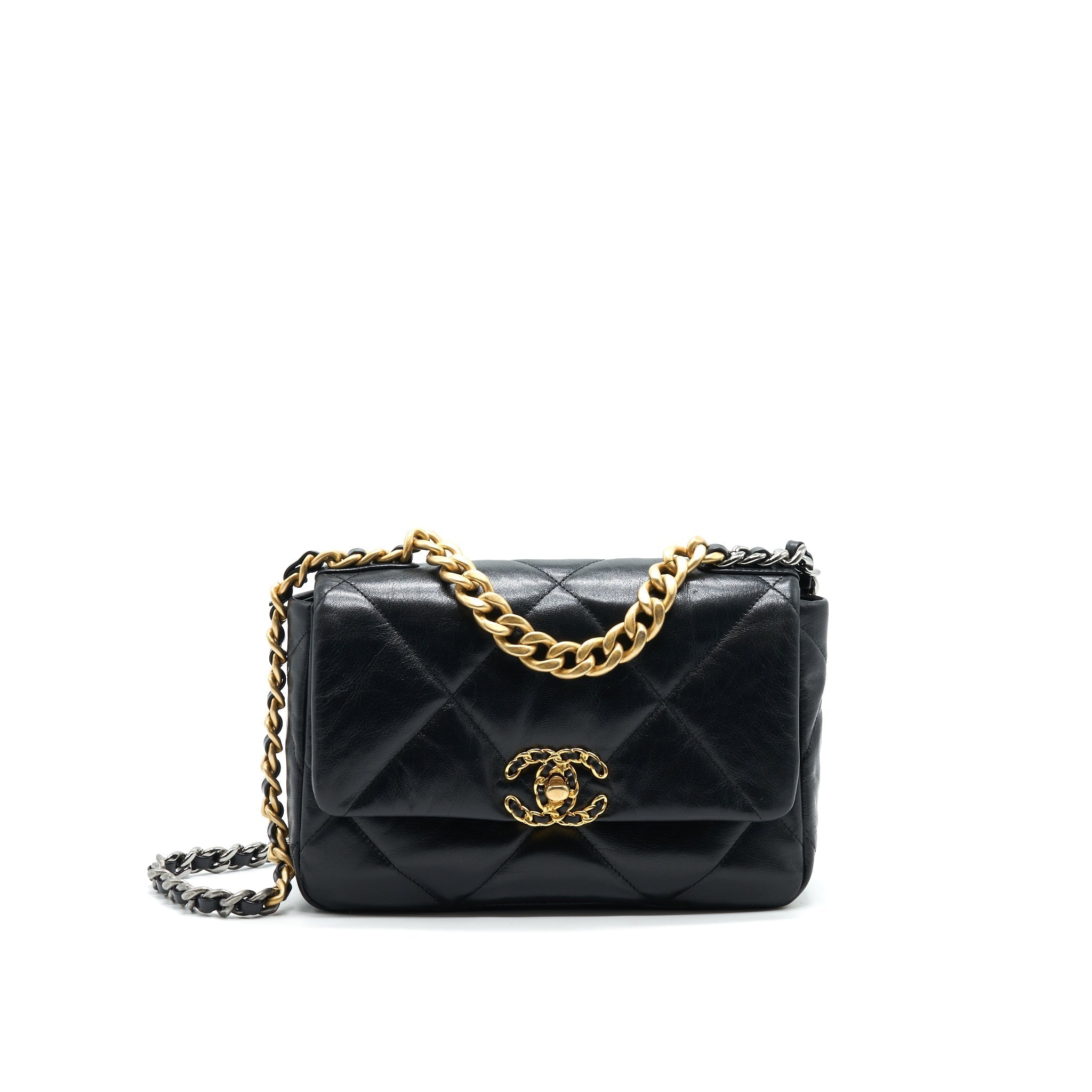 chanel-19-small-in-black-goatskin-leather-1