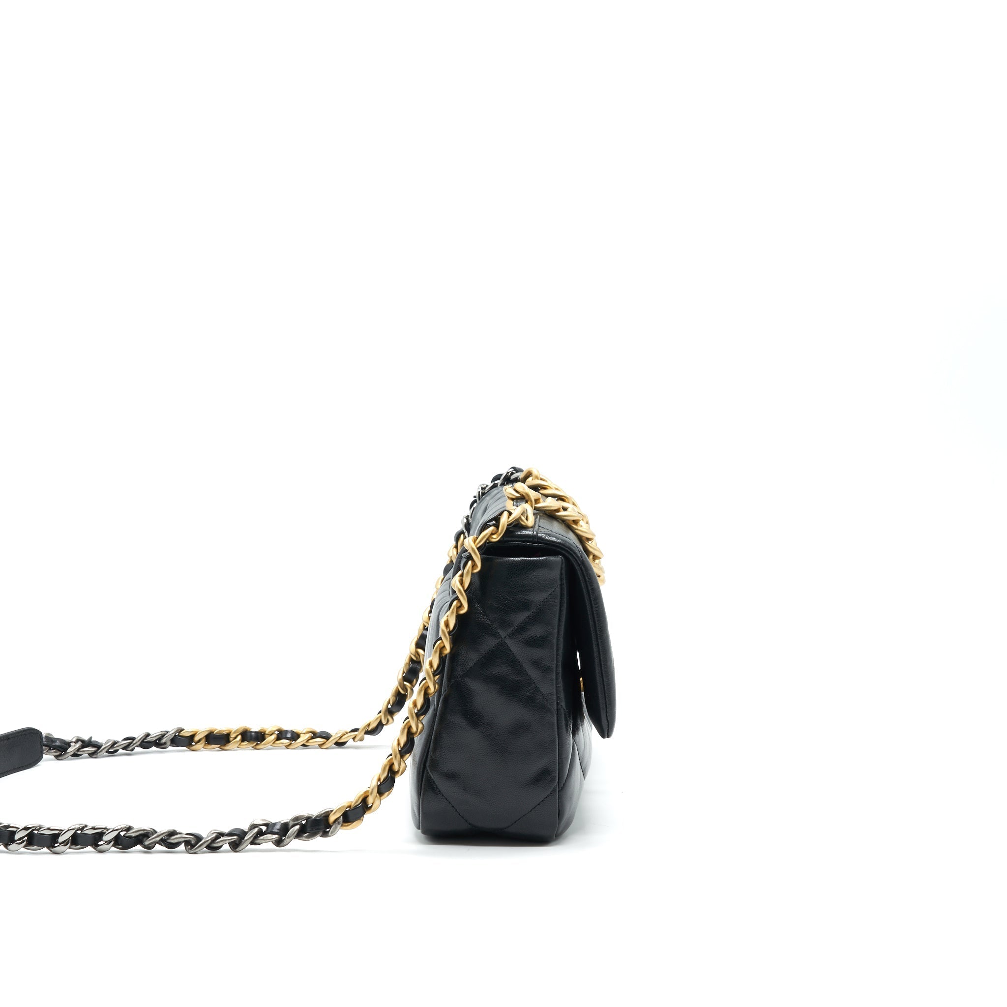 chanel-19-small-in-black-goatskin-leather-1