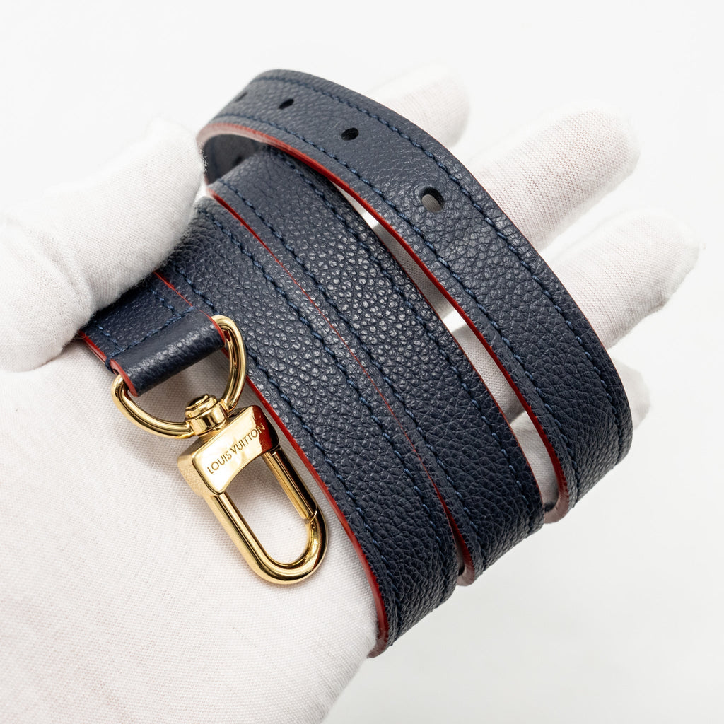 louis-vuitton-pochette-metis-monogram-empreinte-marine-rouge-ghw-copy