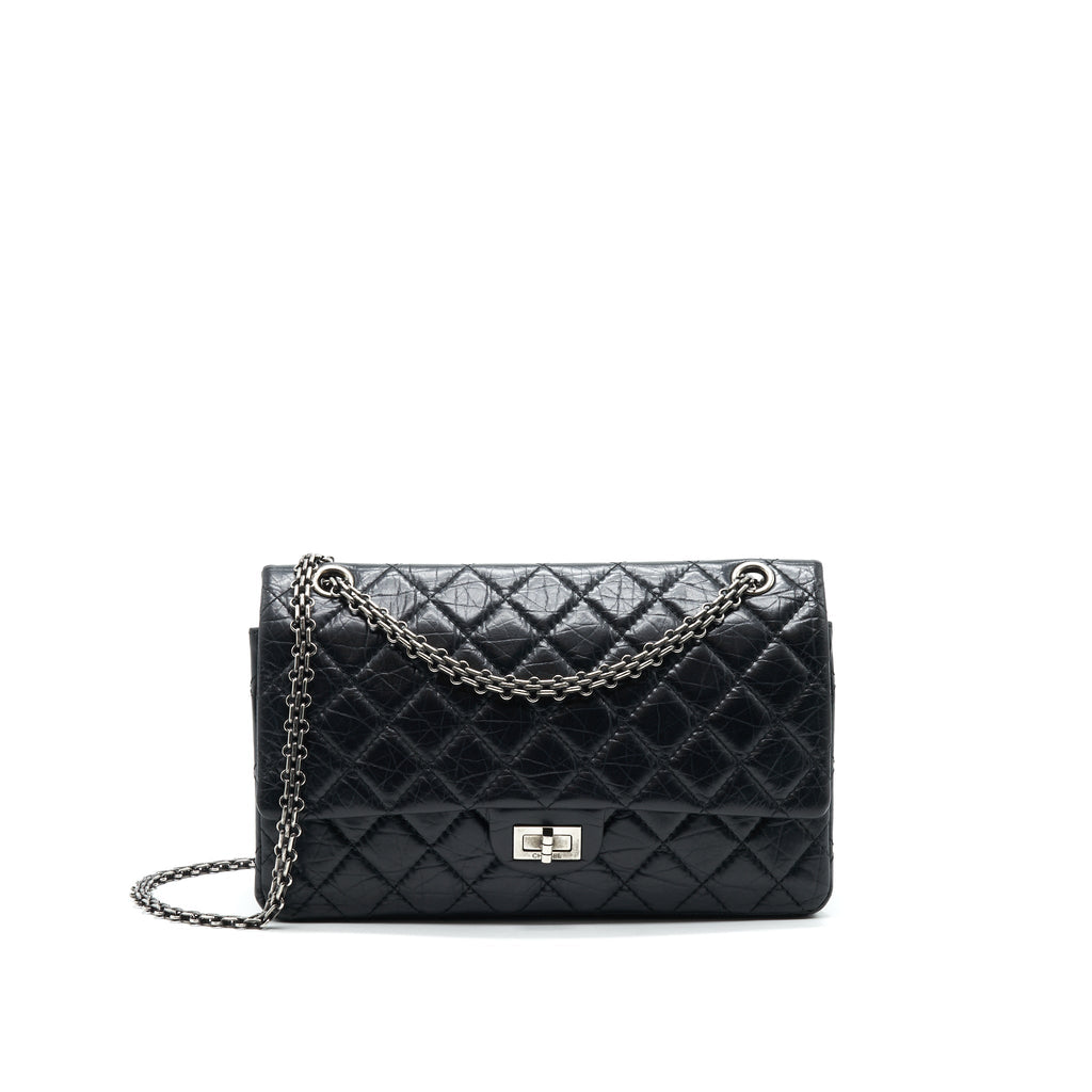 chanel-reissue-226-in-black-ruthenium-silver-hardware-1
