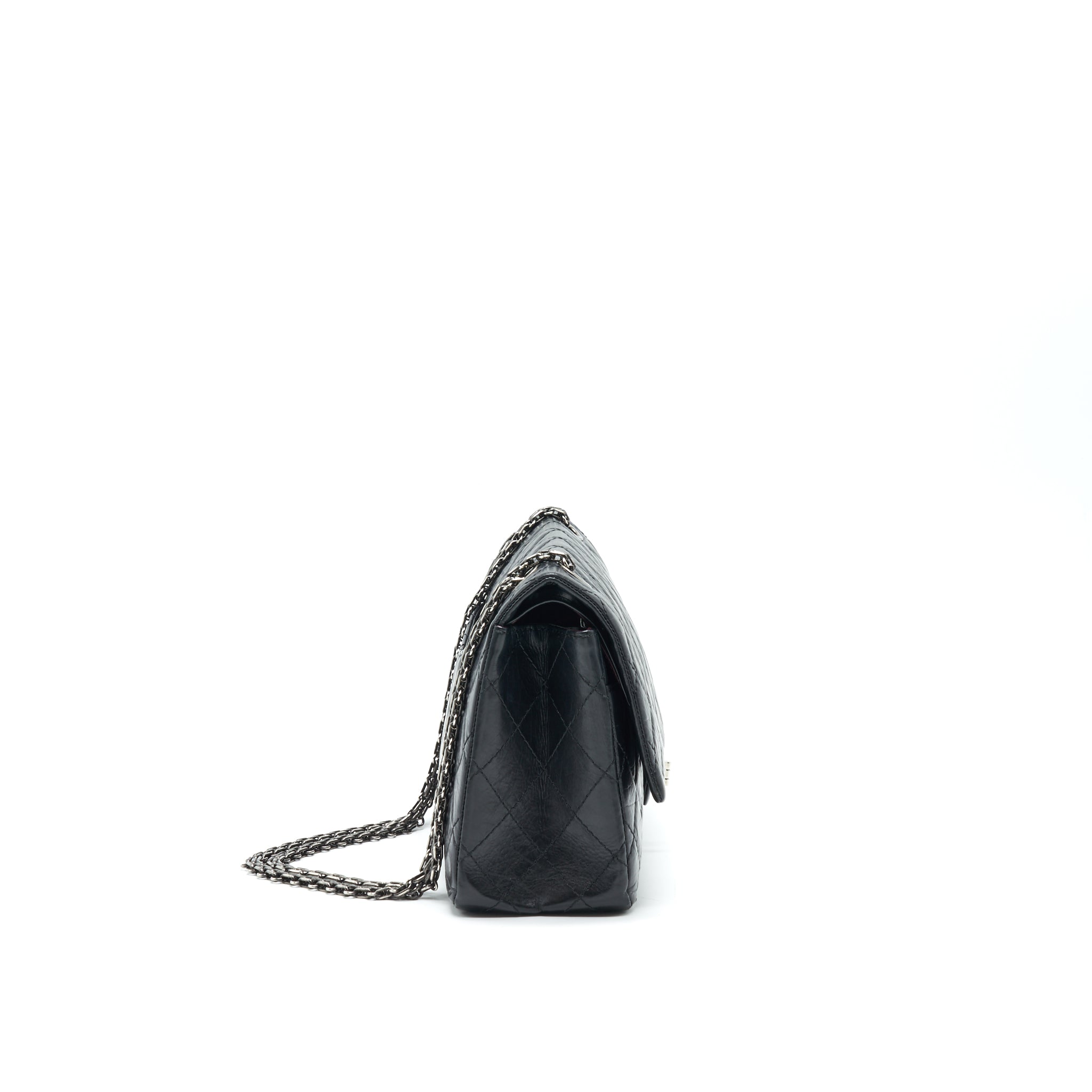 chanel-reissue-226-in-black-ruthenium-silver-hardware-1